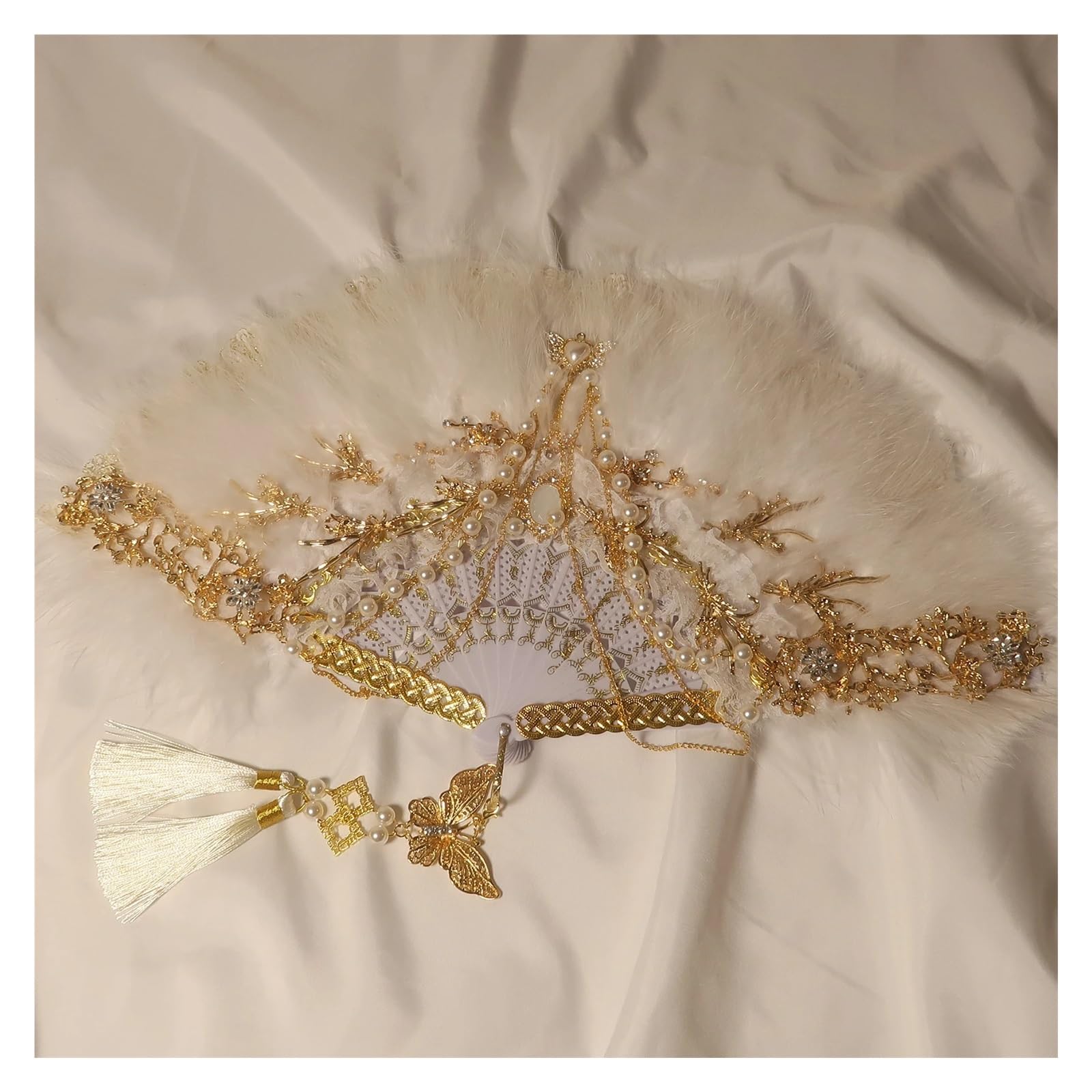 Wentylator składany Wachlarz z piór Taniec Qipao Spacer Pokaz Składany wentylator Retro Retro Hanfu Wróżka Koronka Dekoracja Ornament Wachlarz Piór Składany Wachlarz Ręczny(White)