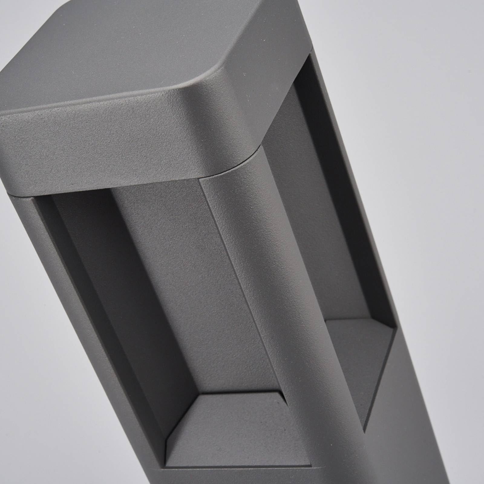 Lucande LED Lámpara para exterior Annika (Moderno) en Negro hecho de Aluminio (1 llama, iluminación senderos, baliza farola