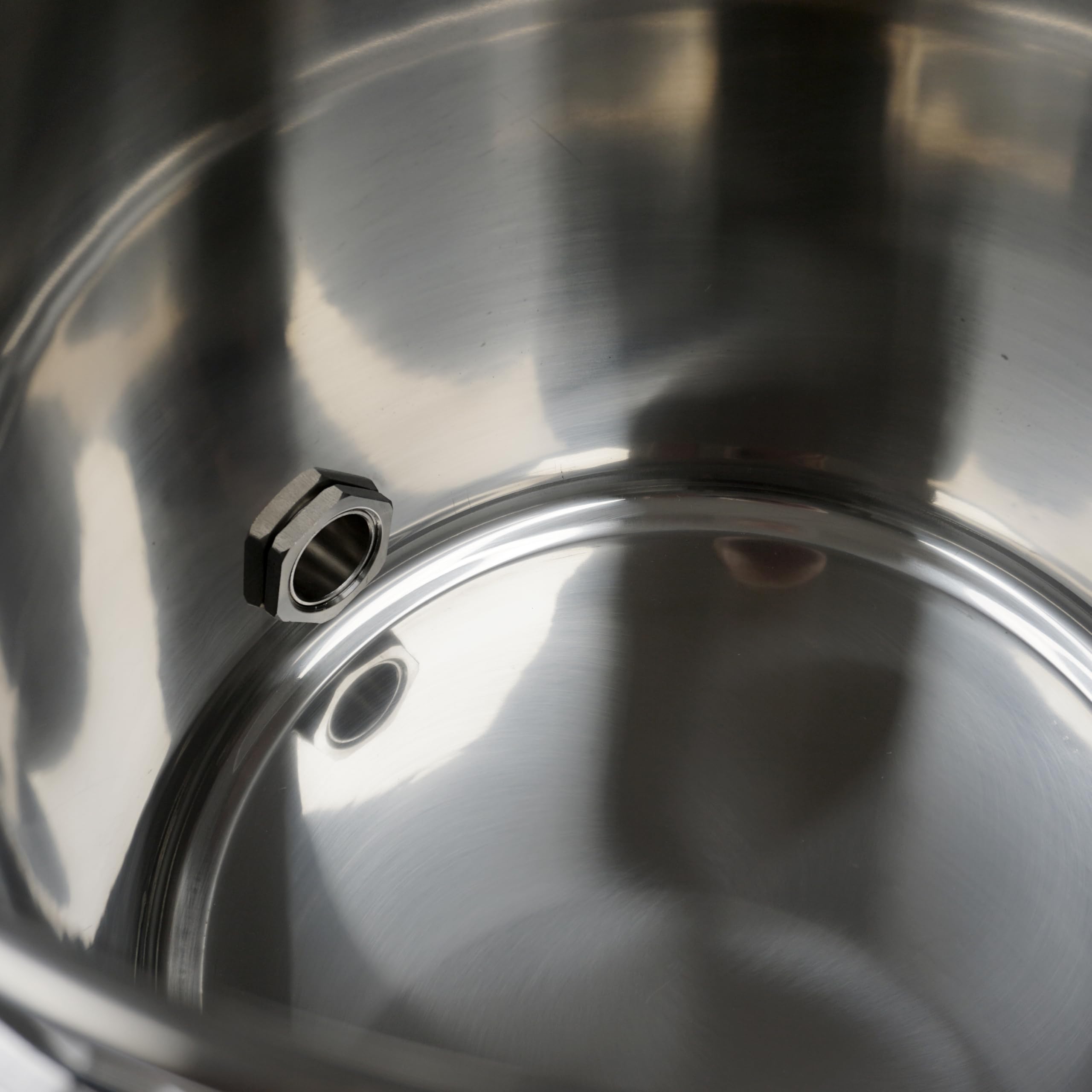 Fischer Edelstahl Honigabfüllkübel 50 Liter mit Quetschhahn und Spanndeckel | mit Edelstahl-Deckel, Spannverschluss und Honigquetschhahn , lebensmittelecht, für Honig , Küchen-, Gastro-oder Futter-Eimer