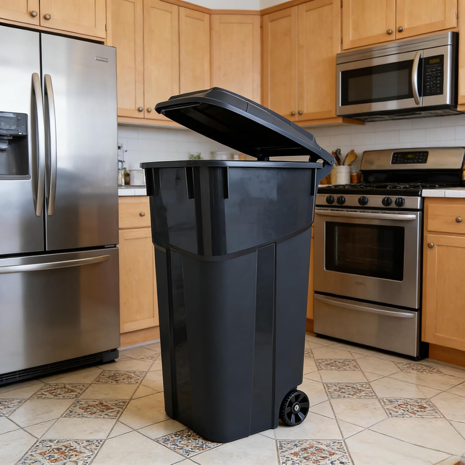 Black 32 Gallon Wheeled Heavy Duty Plastic Trash Cans, Garbage Can with Attached Lid,Rubbish Bin with Wheel, Trash Cans for Courtyard Garden, Kitchen, Living Room, Office