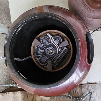 Amazon.co.jp: 琉球風炉釜 唐銅 電熱器付き 茶道具 茶道 在銘 風炉釜