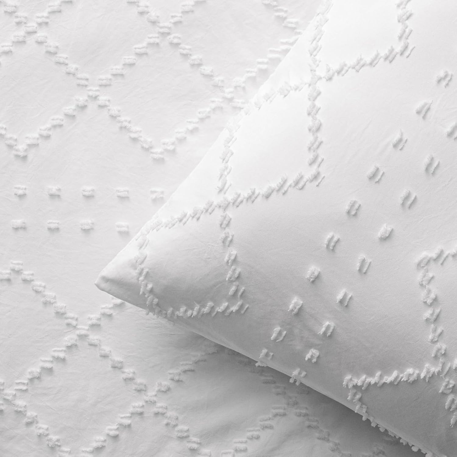 Nesker Queen Comforter Set - 7 Pcs Whilt Comforters Tufted Boho Bedding Sets, Soft Cozy Chic Bed in a Bag, Vintage Shabby Bed Set All Season with Comforter, Fitted Sheet, Flat Sheet & Pillowcases - Image 4