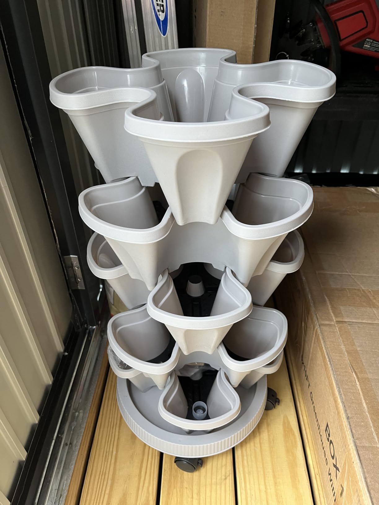 GameXcel vertical planter with strawberries