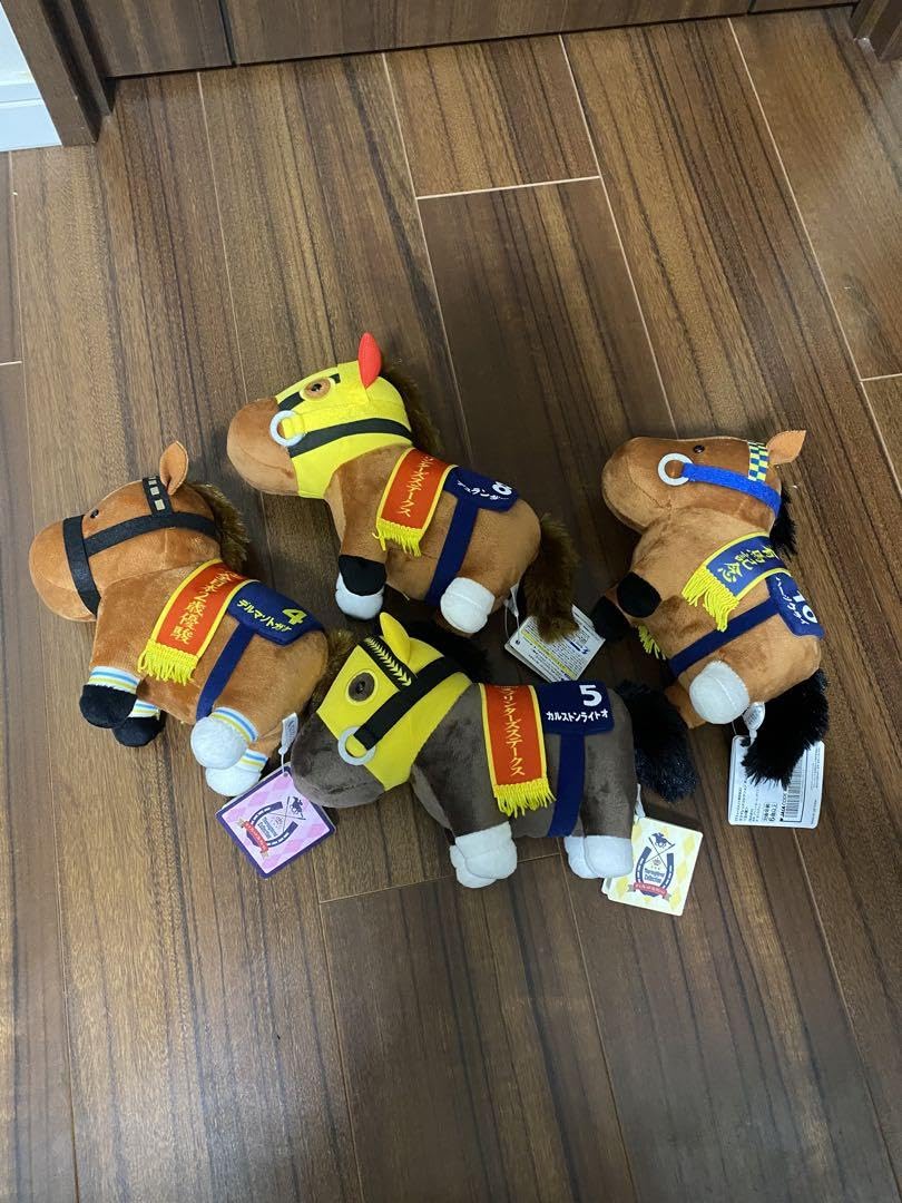 Amazon.co.jp: サラブレッドコレクション 4体セット V : おもちゃ