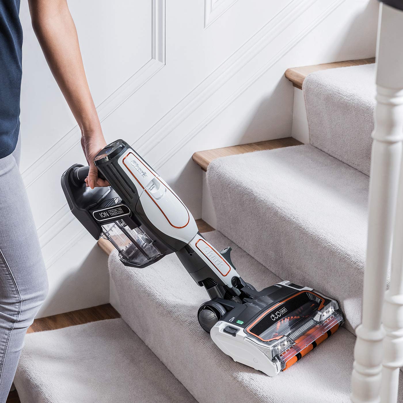 Shark Cordless Stick Vacuum Cleaner 