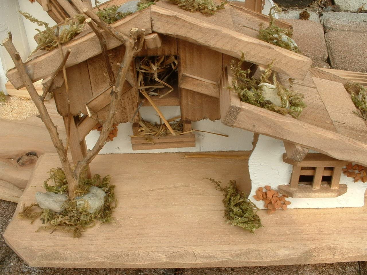 Unbekannt Großes Krippenset Holzhaus 80cm + Haus 27cm + Krippen Zubehör mit Brunnen Holzhaufen Stall