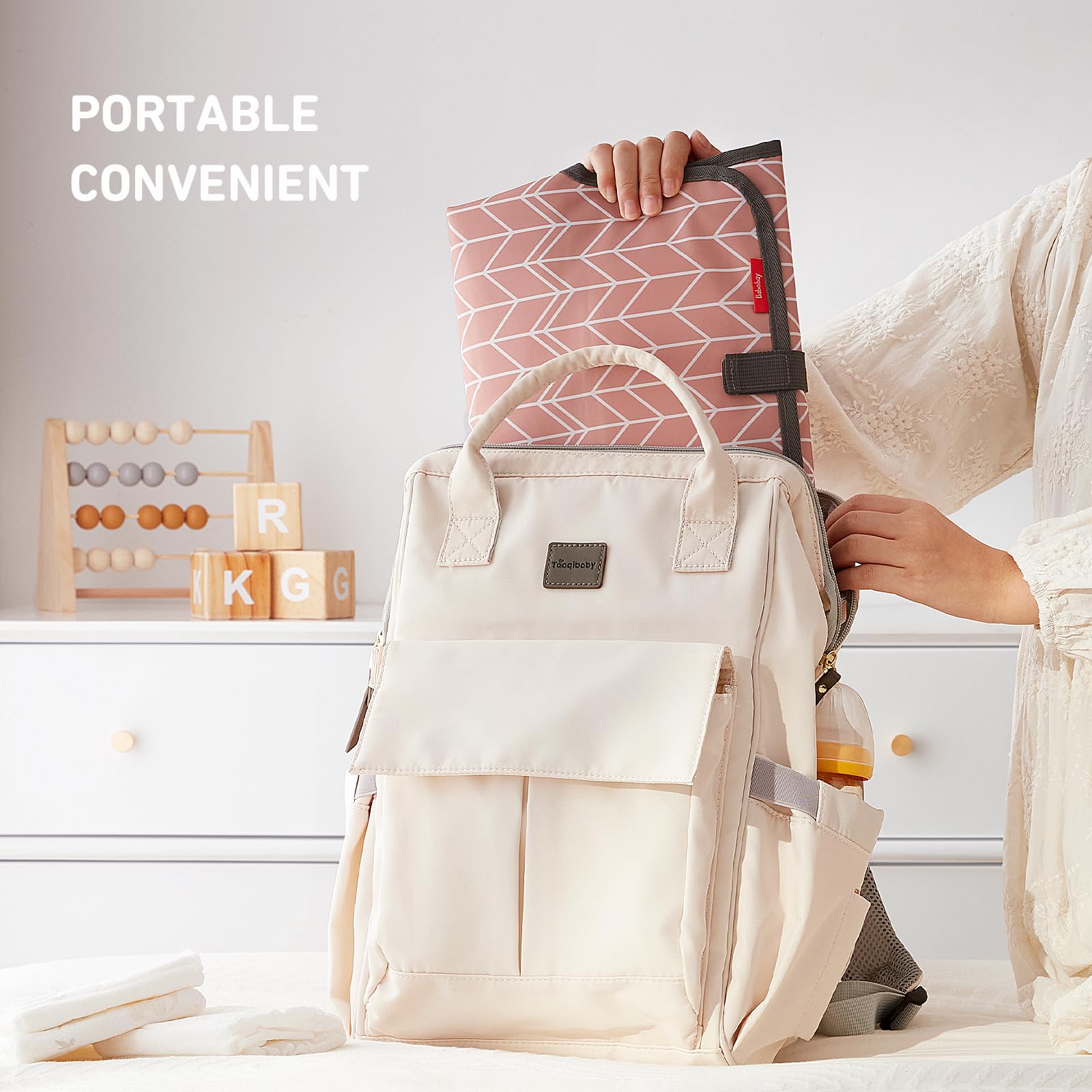 Babebay Cambiador de pañales portátil impermeable, tapete cambiador de viaje plegable para bebé niña niño, cambiador de viaje ligero, patrón geométrico bohemio