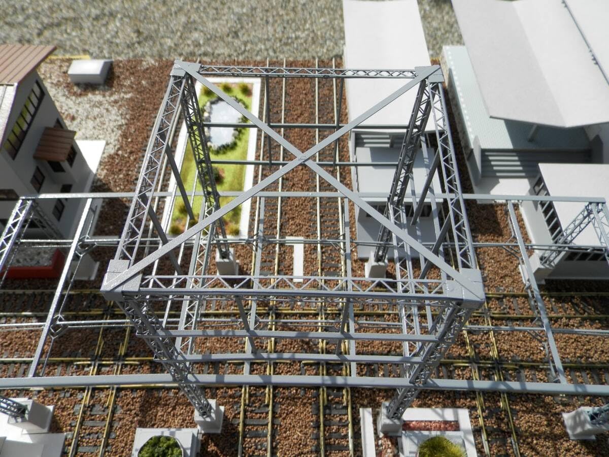 1/150 阪急電鉄 西宮北口ダイヤモンドクロス ディオラマ 1/150 阪急電鉄 西宮北口ダイヤモンドクロス ディオラマ