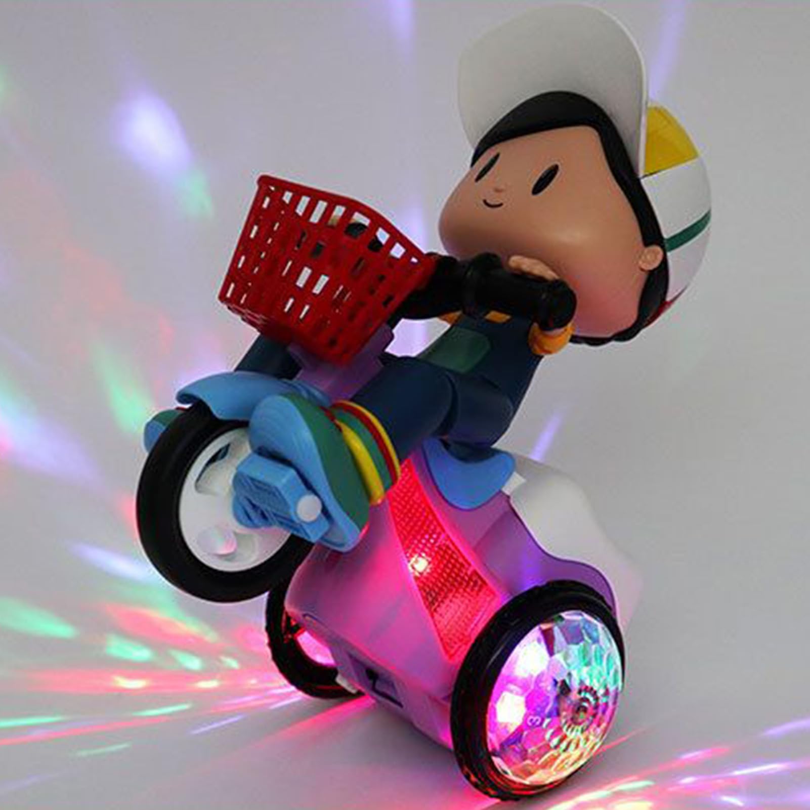 Giocattolo per auto per bambini, triciclo elettrico con musica e luci