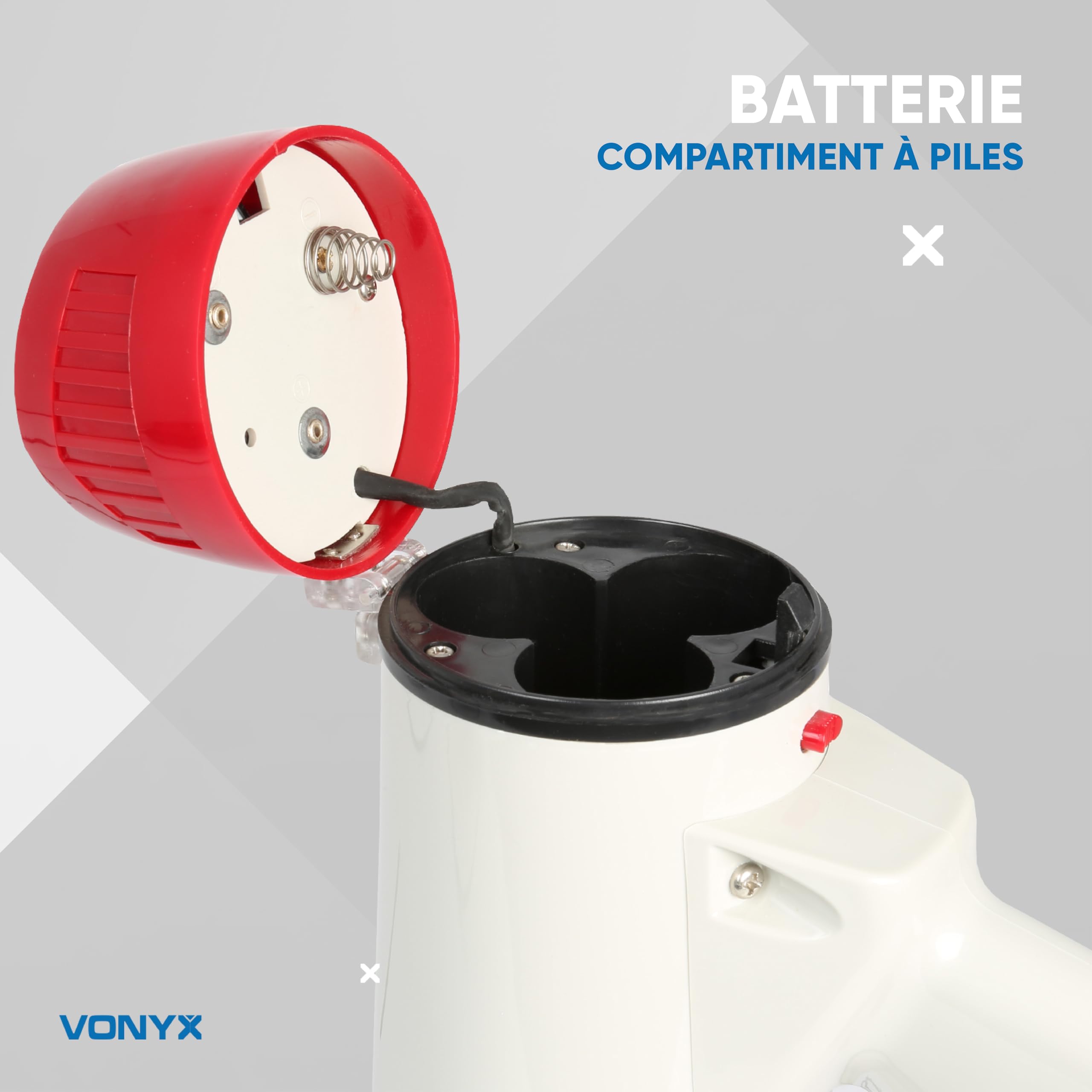 VONYX MEG040 Kit Mégaphone Transportable 40W - avec 6 Piles Type D 1,5V, Plug and Play, Portée jusqu'à 1 km, Bandoulière, Idéal pour Les Déplacements en Manifestations ou Matchs