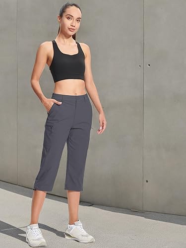 Miniatura 10 de MAGCOMSEN Pantalones capri de senderismo para mujer, ligeros, elásticos, resistentes al agua, con 5 bolsillos para exteriores