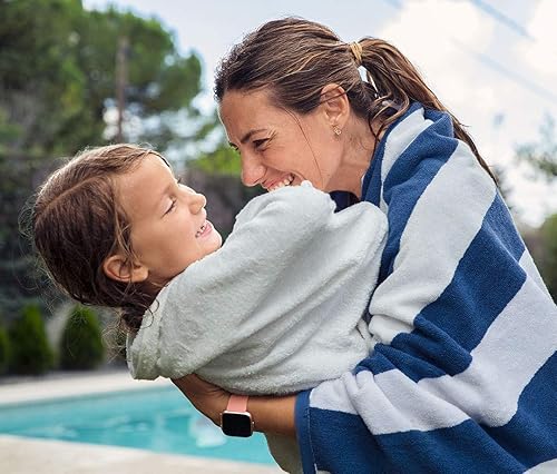 Miniatura 7 de Fitbit Versa Smart Watch, Peach/Rose Gold Aluminium, One Size (S & L Bands Included)