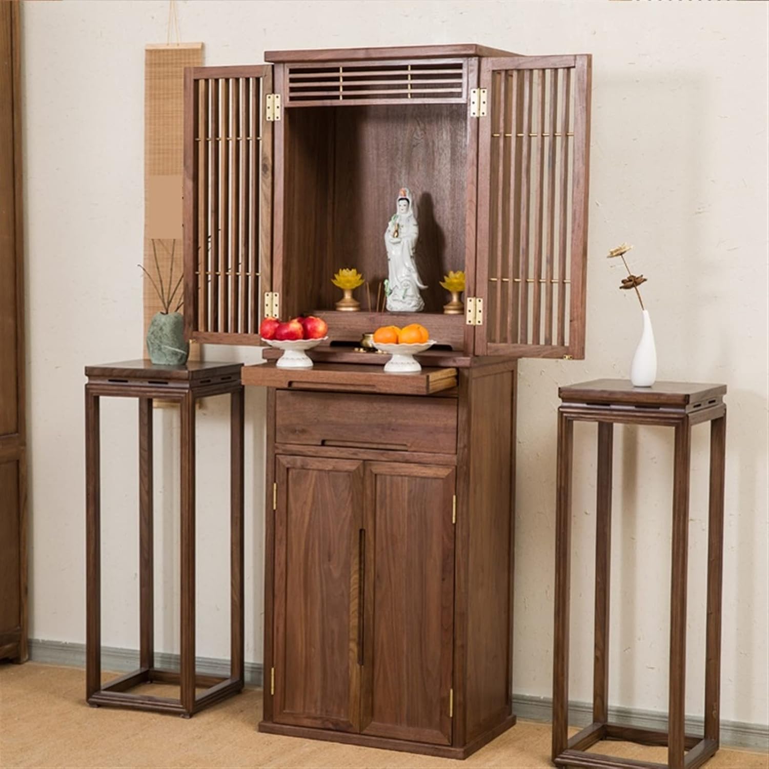 美しい古美術蔵から見事な梅の木が描かれた釉薬どろどろね花瓶 壺 壷が