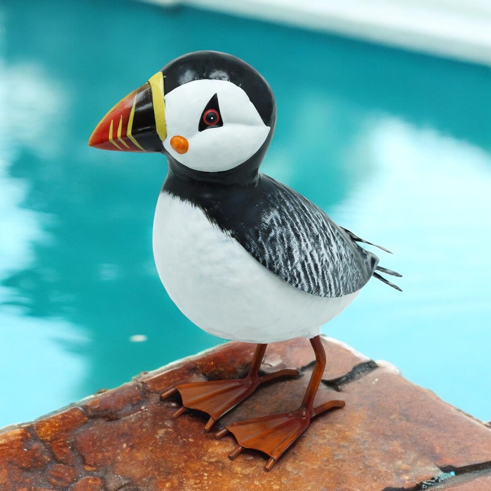Small Metal Puffin (20cm x 9.5cm x 18.5cm) – Handcrafted Coastal Bird Ornament – Weather-Resistant Metal Puffin Statue for Garden, Patio & Home Décor – Nautical Seaside Decoration