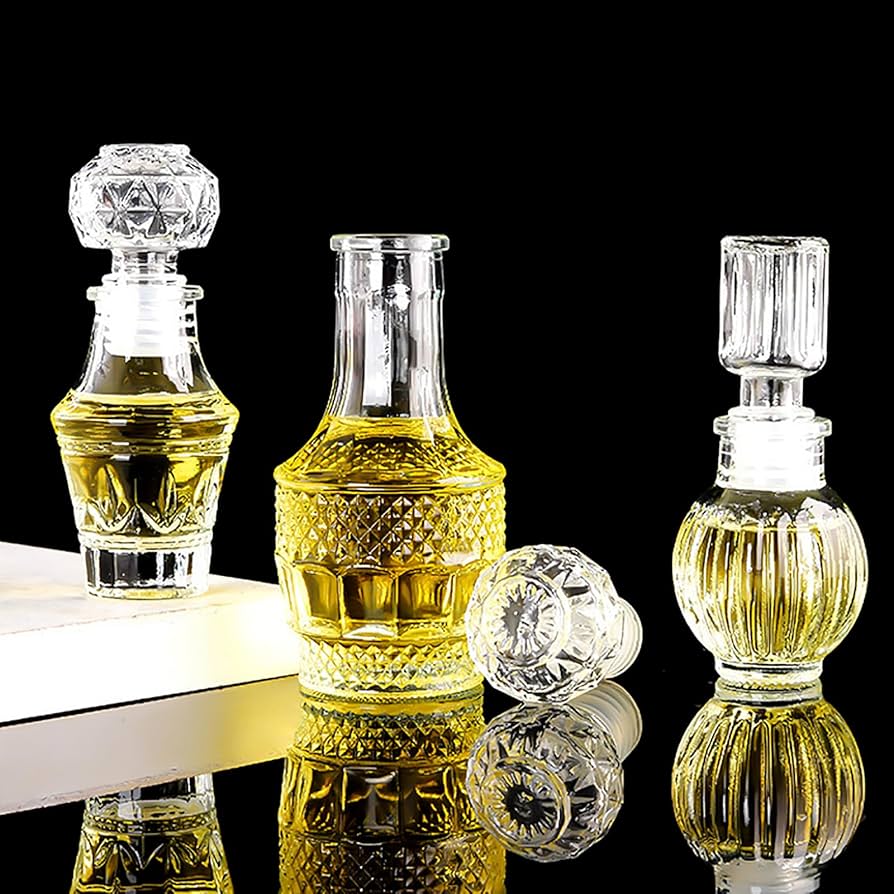 Amazon.co.jp: 小型空の酒瓶50ml、スクリューキャップで囲まれた