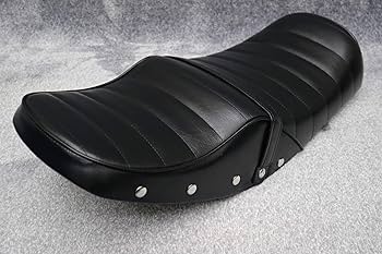 Amazon | RZ250 タックロール シート 黒皮 鋲打ち | シート本体