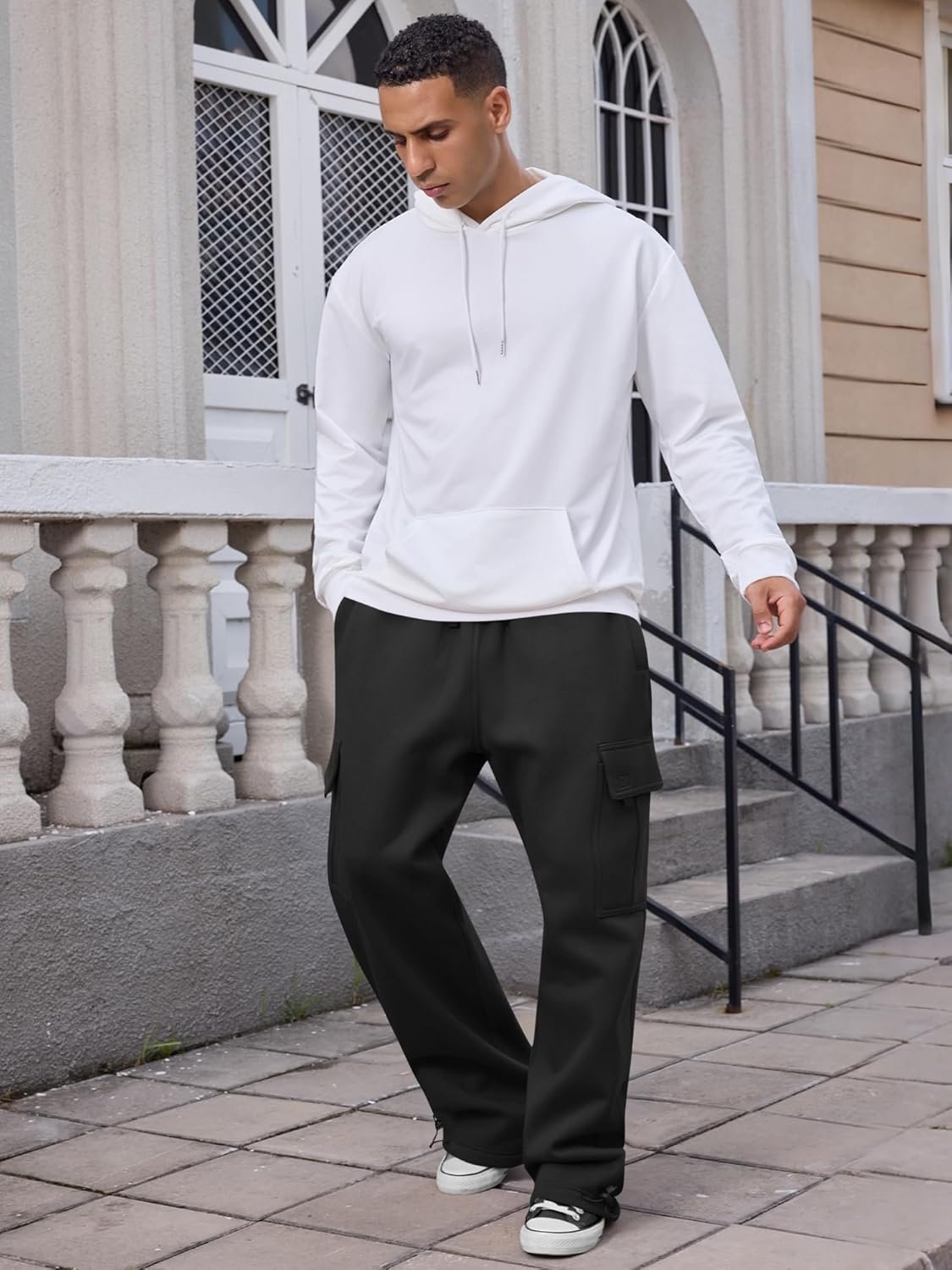 Men's Heavyweight Fleece Cargo Sweatpants Loose Fit Thick Wide Leg Sweats with Pockets - Image 2