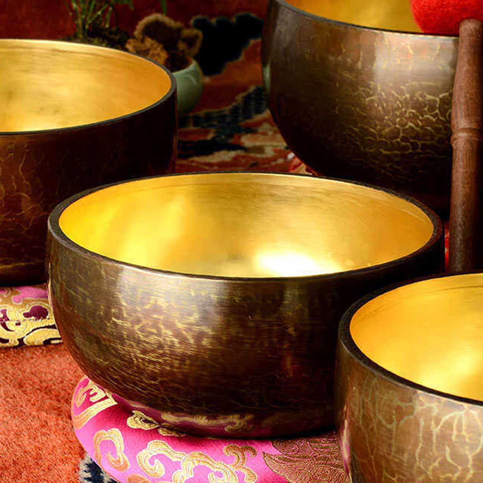 Set di campane tibetane – facile da suonare per principianti – con cuscino in seta e mazzuolo, regalo per meditazione e guarigione del suono (24 cm)