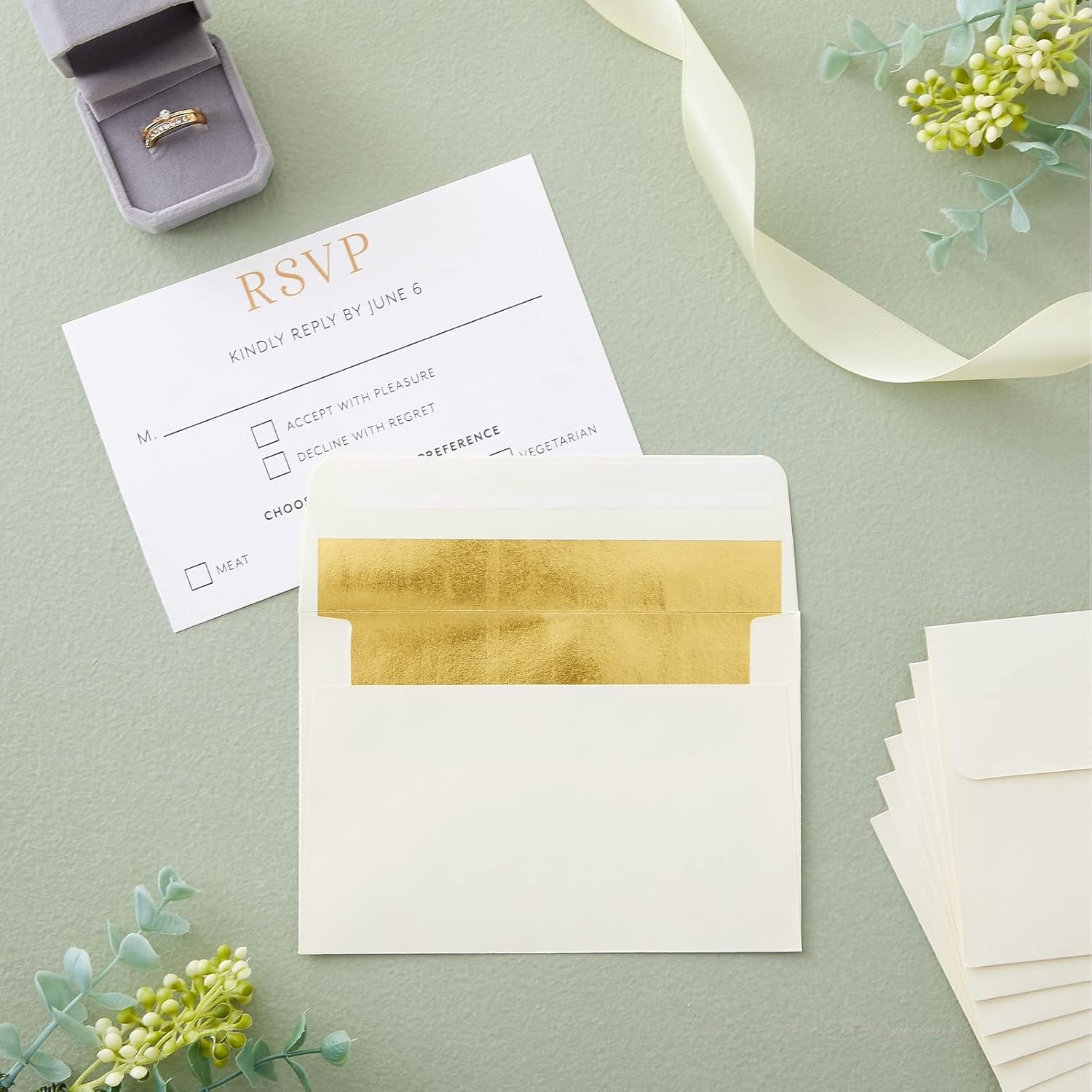 Best Paper Greetings Invitation Envelopes - 4.25 x 6.25 In, A6, Ivory, 50 Pack - Gold Lined, Peel & Seal Closure, Mail Envelopes for Weddings & Birthdays - Image 3