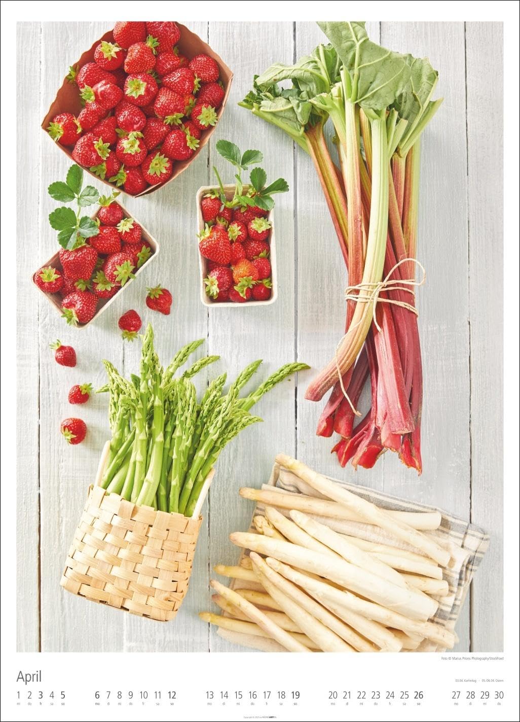 Food Gallery Kalender 2026: Großer Wandkalender mit 12 dekorativen Lifestyle-Fotos für die Küche. Food-Fotografie mit saisonalen Lebensmitteln. 49x68 cm Hochformat.