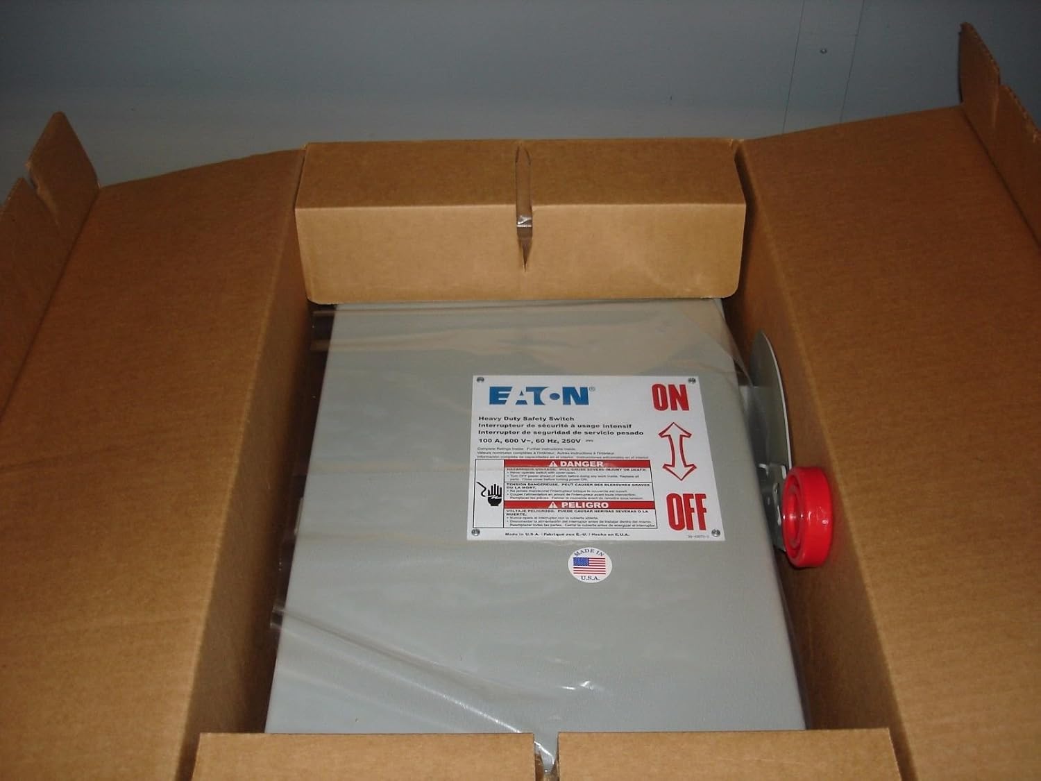 Eaton DH363NGK 100A,3P,600V/250DC, HD Fusible Safety Switch, NEMA 1