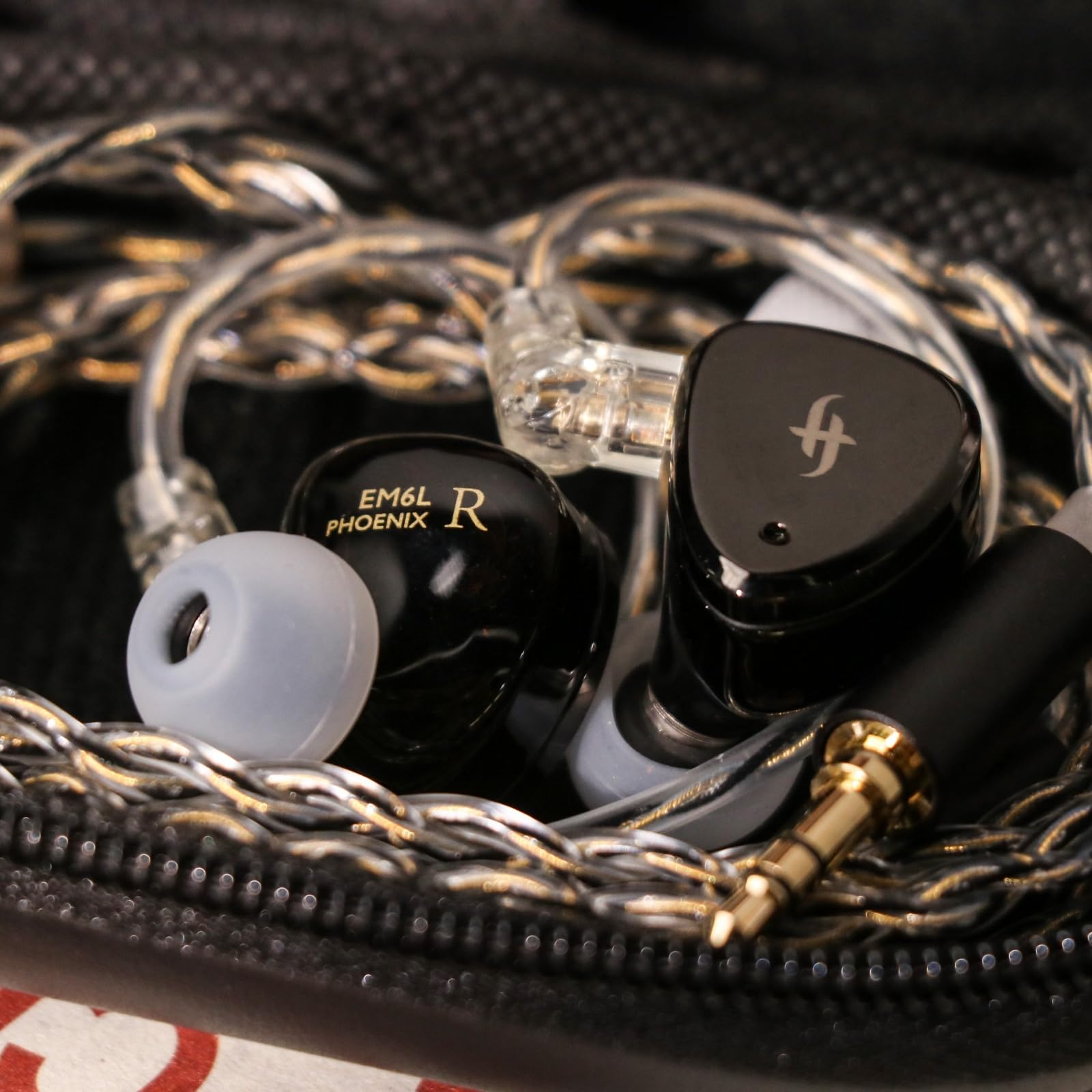 SIMGOT EM6L in Ear Monitor 1DD 4BA Hybrid Driver IEM Earphones GamingHiFi Wired Earbuds with 3D-Printed Resin Housing with Detachable Silver-Plated Cable for Musician Audiophile product thumbnail 8