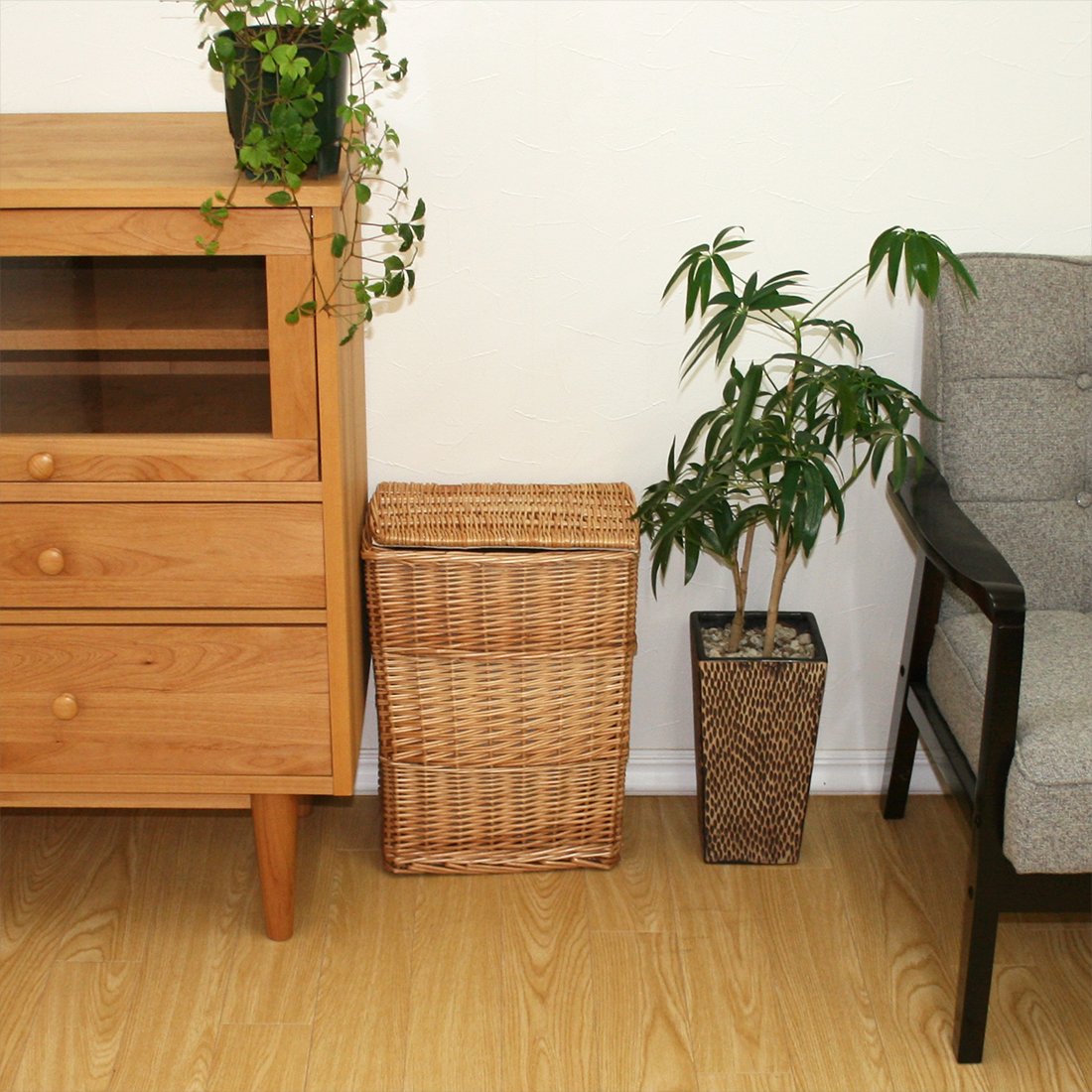 蓋付カゴ 楽天市場】フタつきPPバスケット（キャスター付き） SF-910