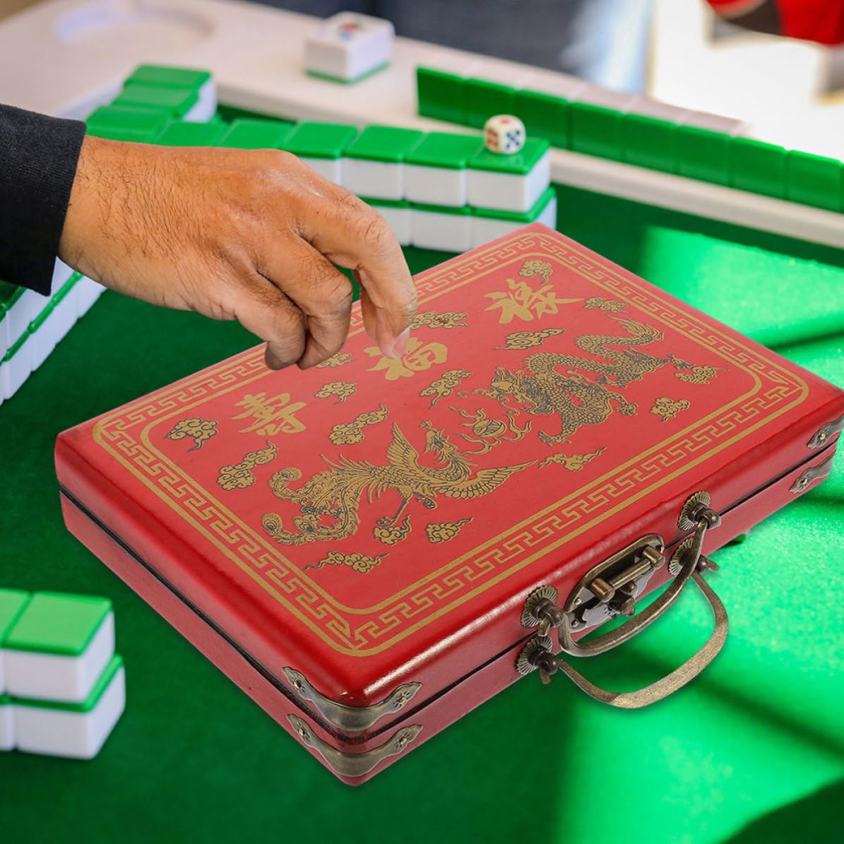 Caja de Almacenamiento de Madera Cierre Hermético para Mahjong y Uso Multifuncional, Diseño Portátil Color Rojo Adecuado para Tienda y Hogar
