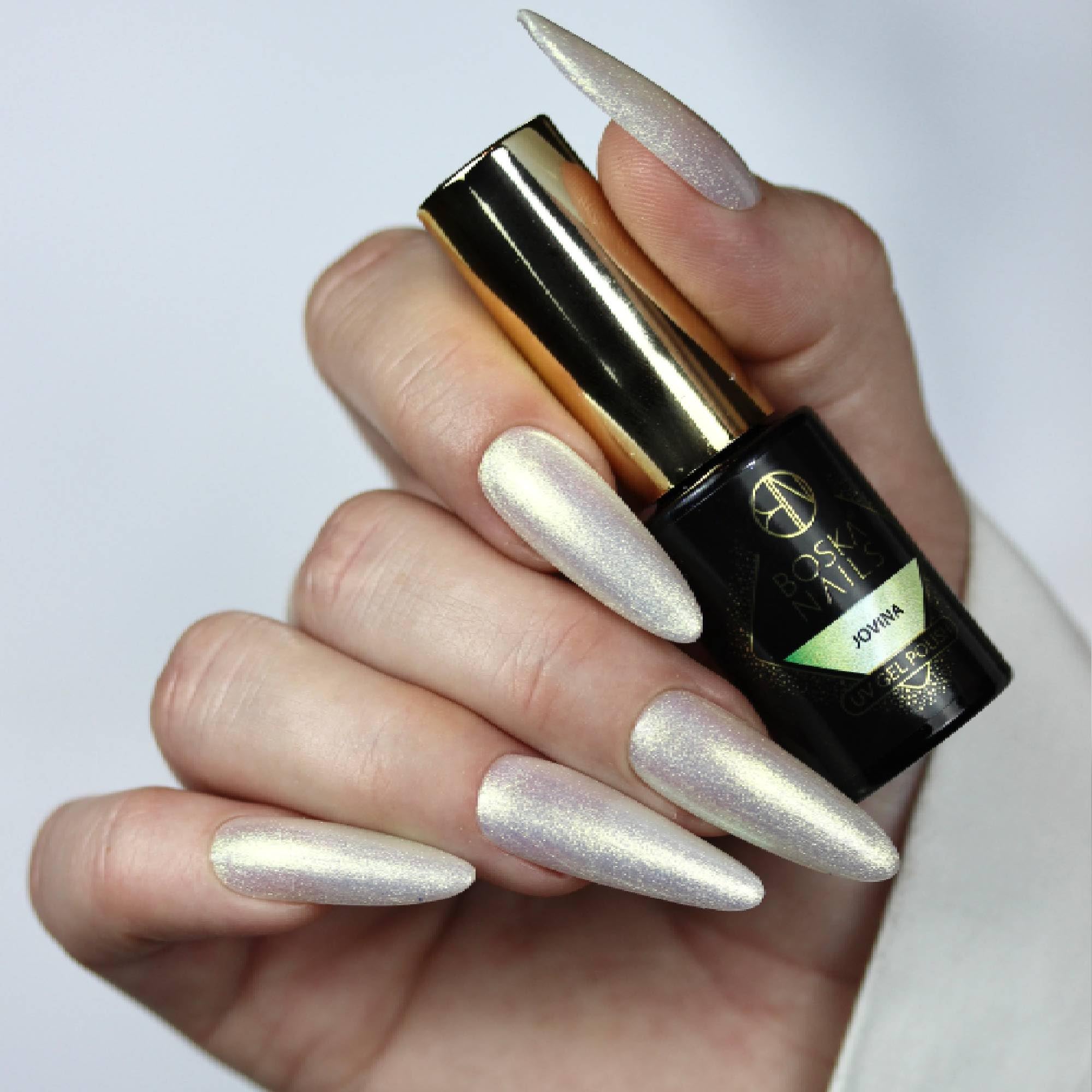 Boska Nails Cosmic Glow Hybrid Nagellack Holografisch Glitzer Effekt Langanhaltend Nägel Kosmischer Glanz Nailart Halbdurchsichtig 7 Farben