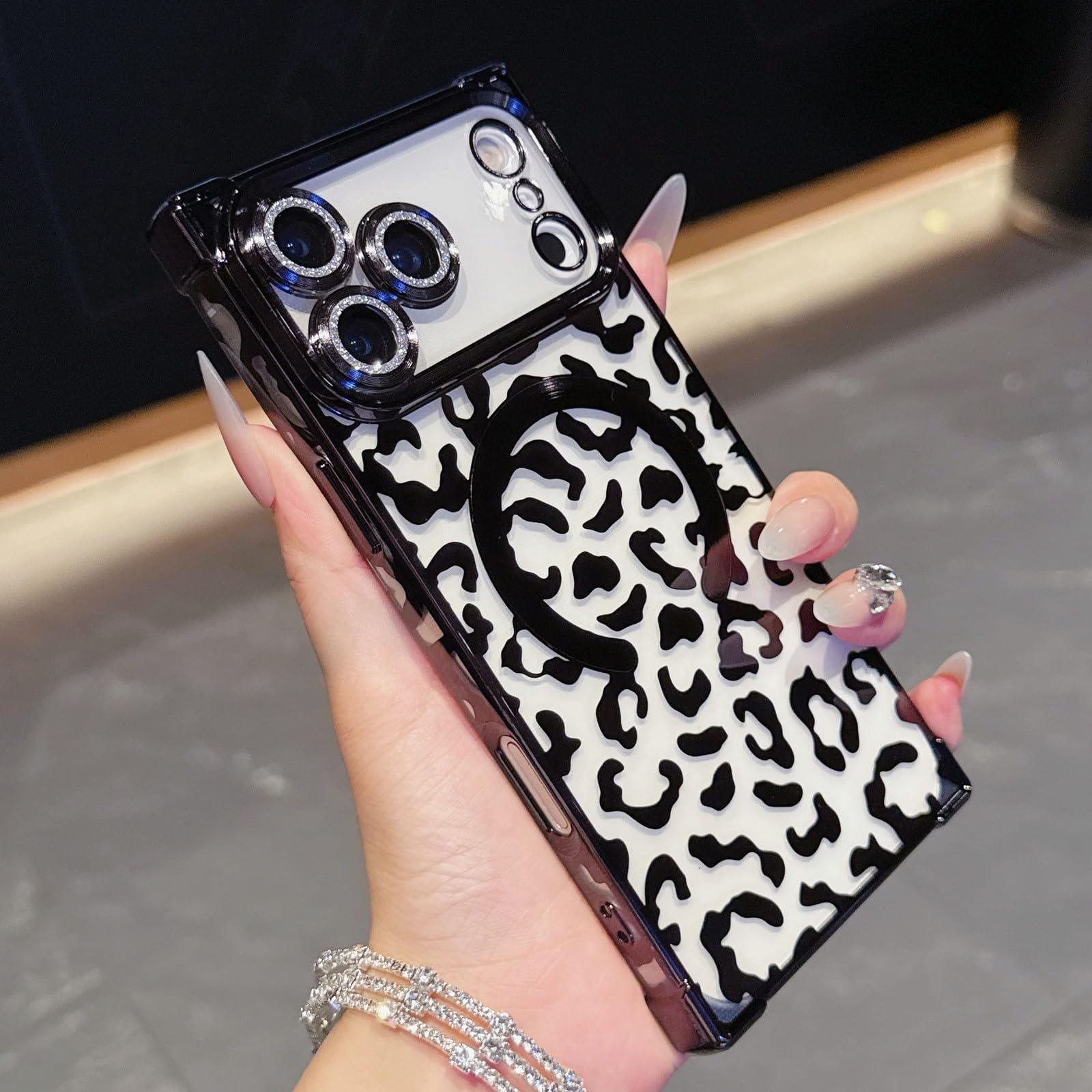 Coque iPhone 17 Air léopard transparent au design plaqué chic et rigide - 6
