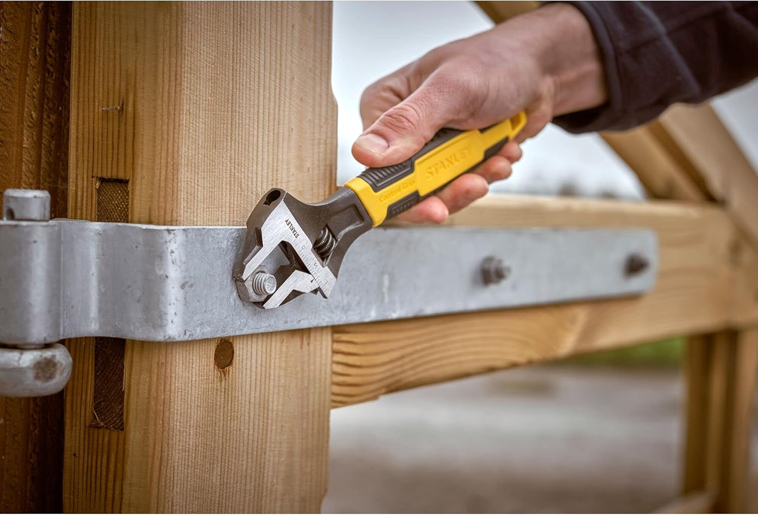 Stanley 0-90-950 adjustable Wrench, Silver