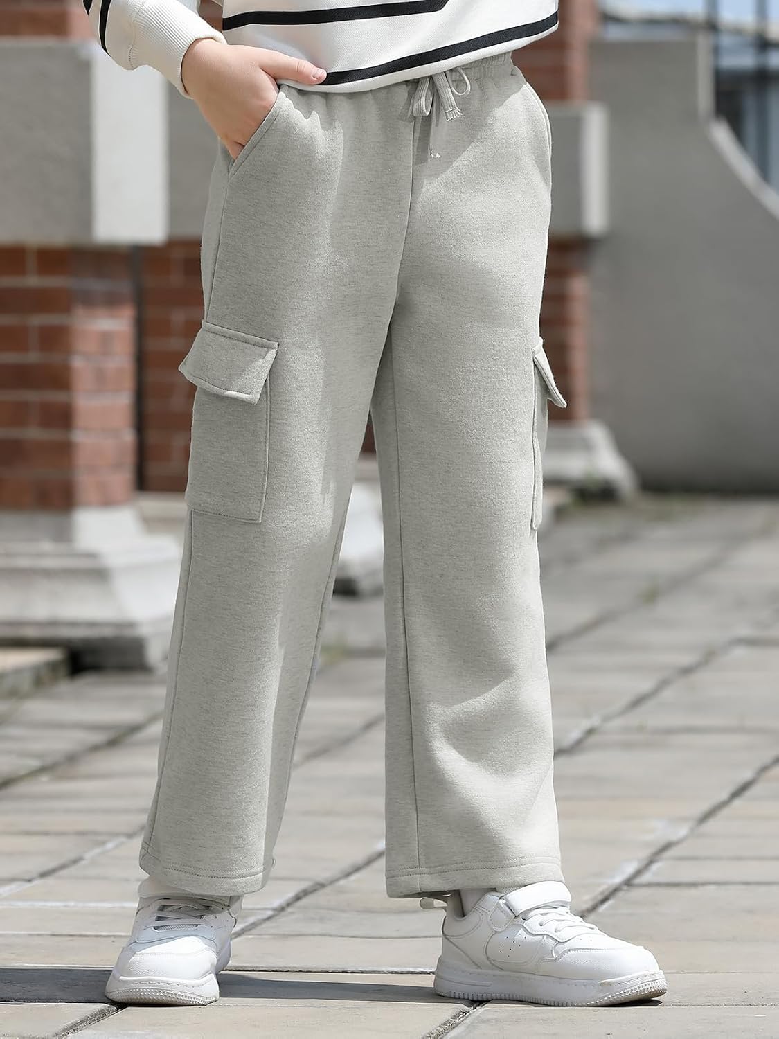 Haloumoning Boys Fleece Cargo Sweatpants Kids Athletic Wide Leg Joggers with Open Bottom and Drawstring & Pockets