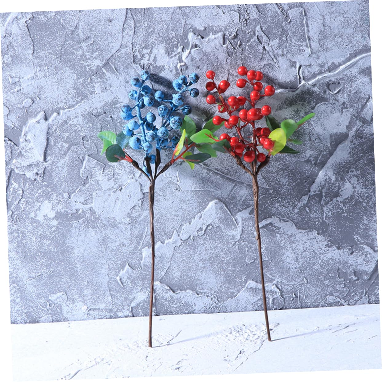 TOPBATHY 15 Piezas Artificiales Manualidades navideñas Christmas Decorations Picos de Pino de Acebo Ramas de de Acebo Adornos para arboles de Navidad selecciones de
