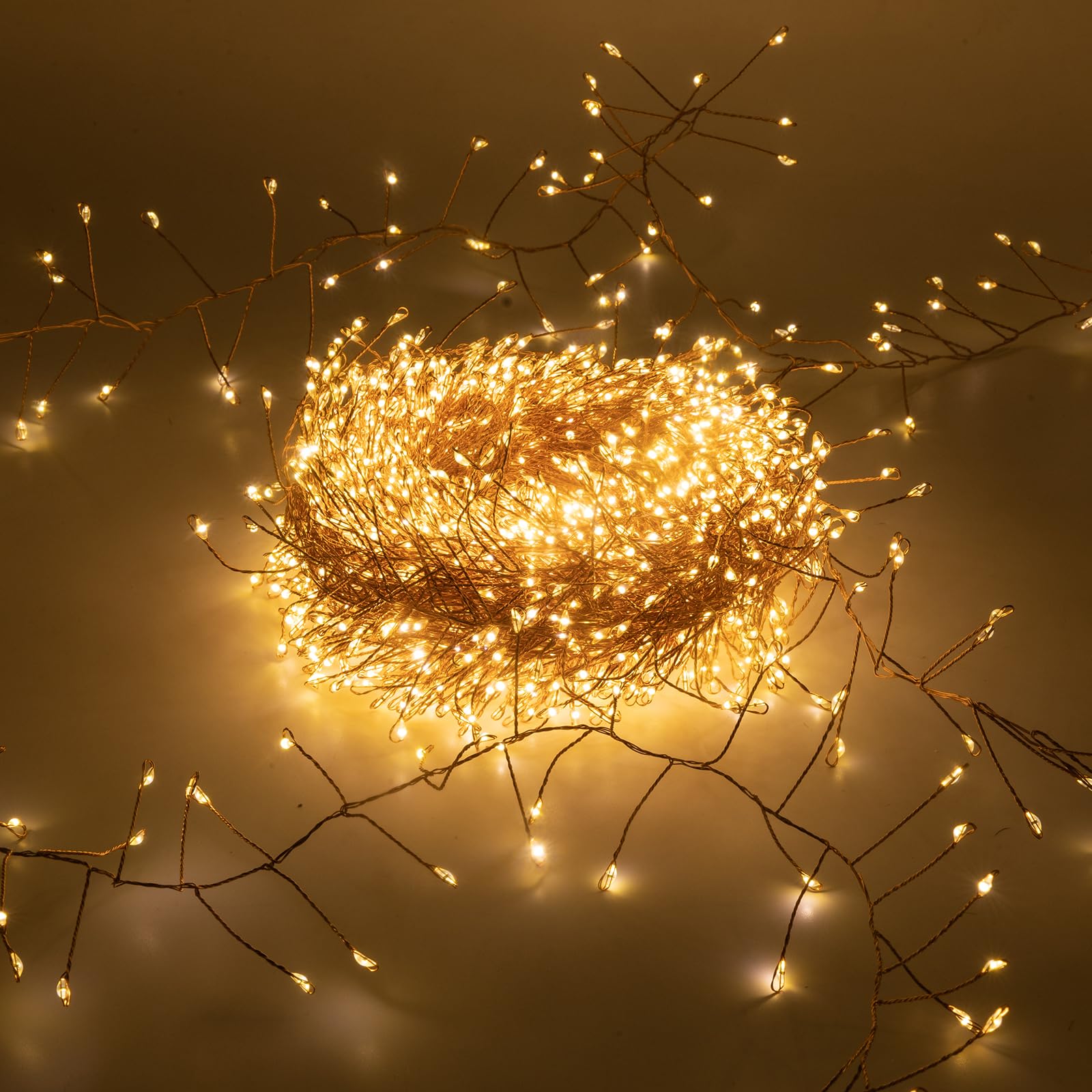 Luccika Cluster Catena Luminosa Natalizia, Luci Micro LED a Grappolo, 8 modalità di Giochi, Interno Esterno, Lucine Decorative per Albero, Natale (Bianco Caldo - Cavo Rame, 10 Metri - 1000 LED)