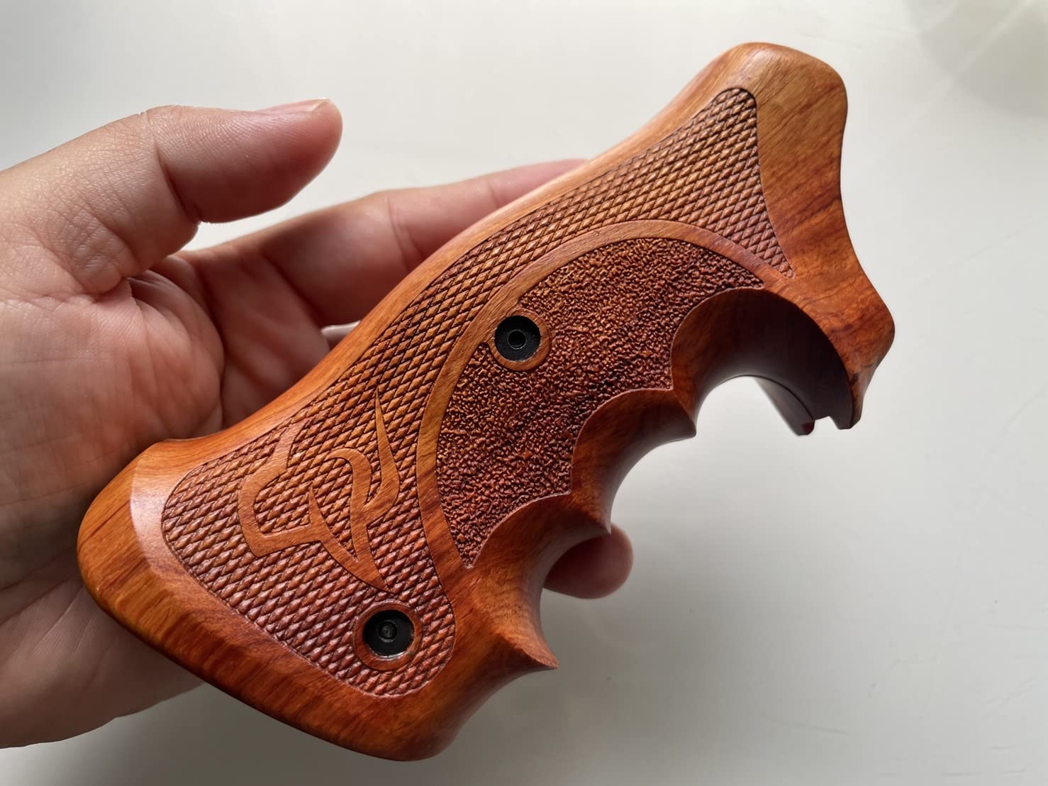 New! Grips Compatible with Taurus Tracker Judge 17 44 415 425 450 617 627 692 Hardwood Checker Pattern #1 (Thai Handmade & Ship from Thailand)
