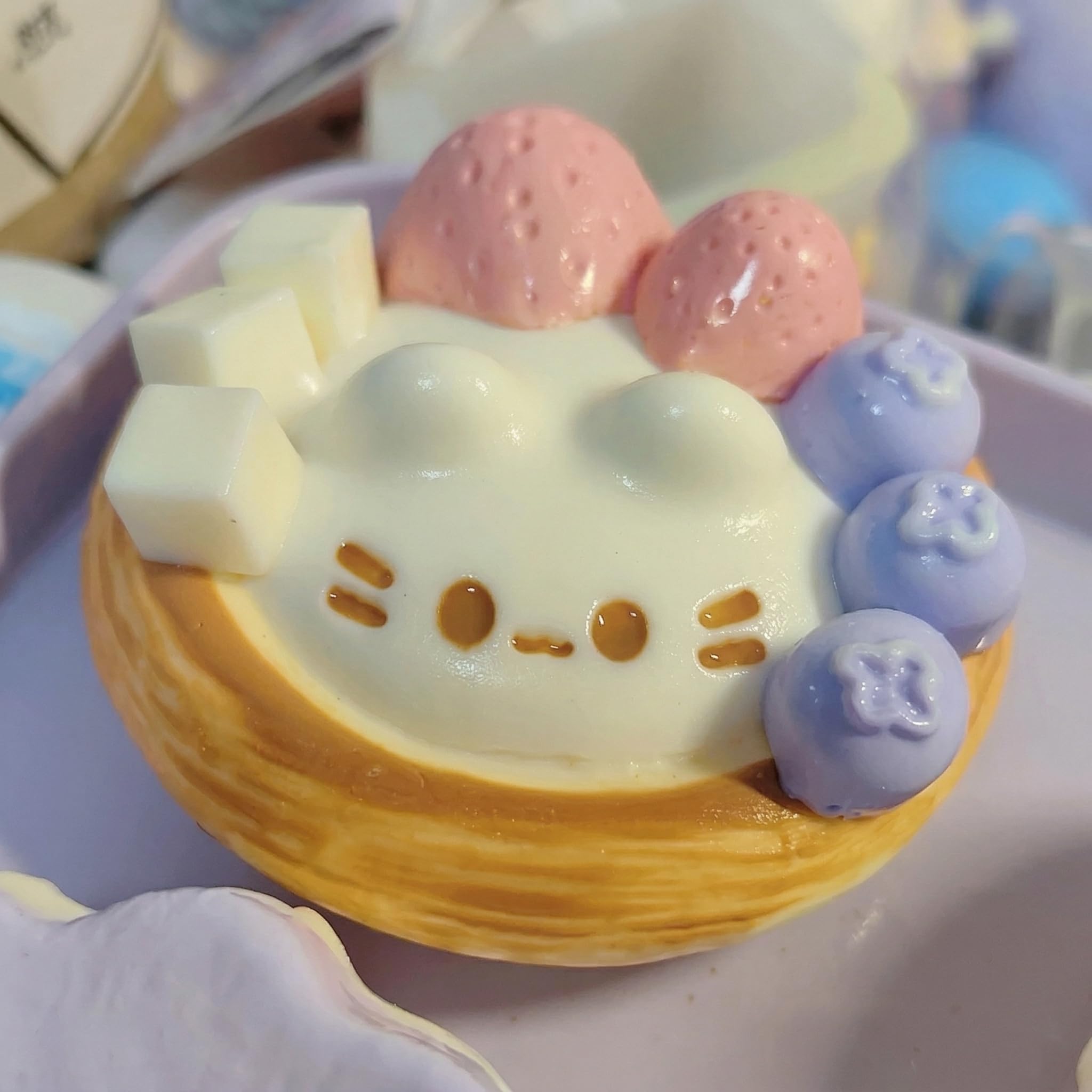 Amazon | めろジョイ スクイーズ 子猫のいちごエッグタルト おもちゃ