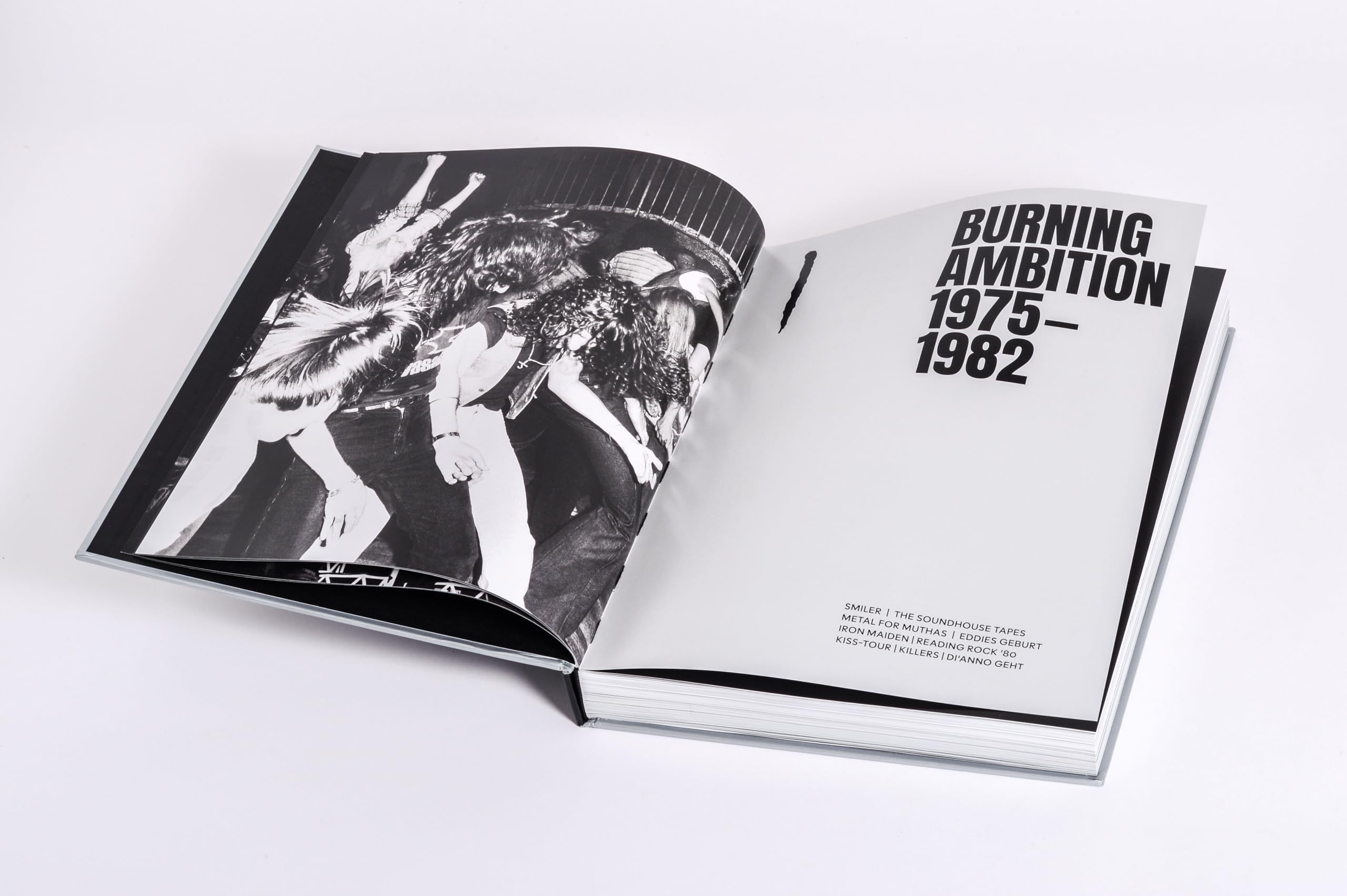 Iron Maiden. Infinite Dreams: 50 Jahre Iron Maiden. Der offizielle Bildband. Deutsche Ausgabe. Mit über 600 Abbildungen und vielen persönlichen Dokumenten der Bandmitglieder