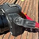 Tracolla solida per fotocamera con una certa elasticità