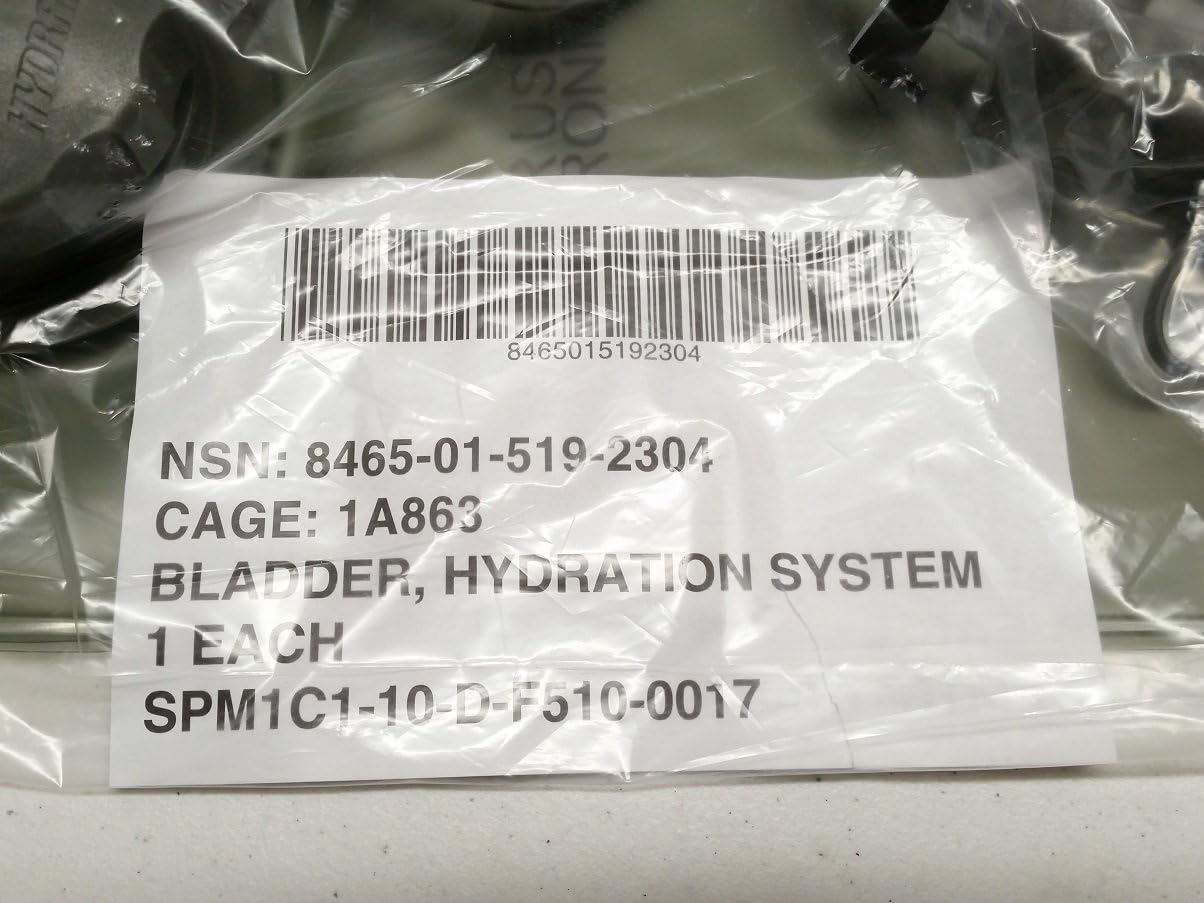 PLESIU MOLLE Hydration System 100-oz. Replacement Bladder w/Drink Tube and bite Valve