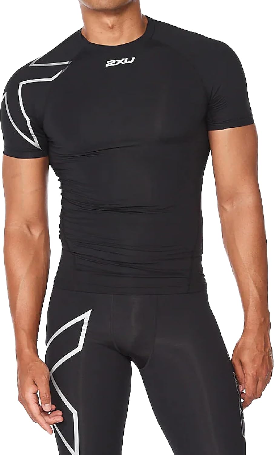 2XU Men’s Core Compression T-Shirt – Enhance Performance and Recovery – Black/Silver 2XU Men’s Core Compression T-Shirt – Enhance Performance and Recovery – Black/Silver