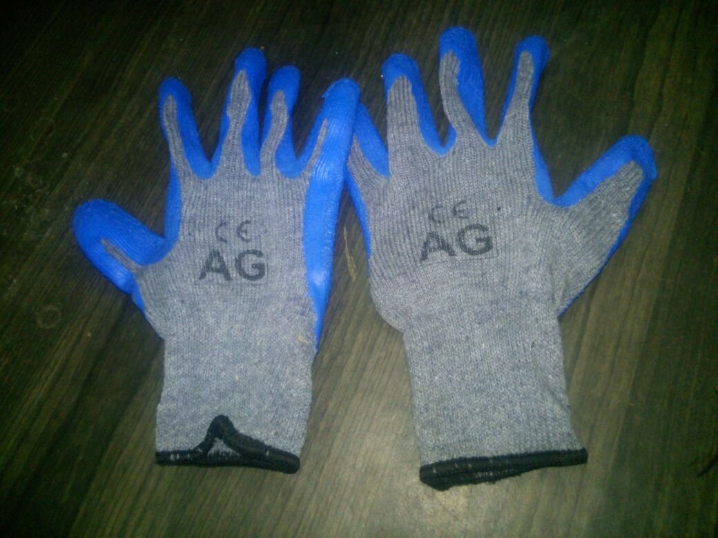 JTA AG Safety Gloves In Grey Colour With Blue Latex Coating For Long Life (Free Size) , Unisex.
