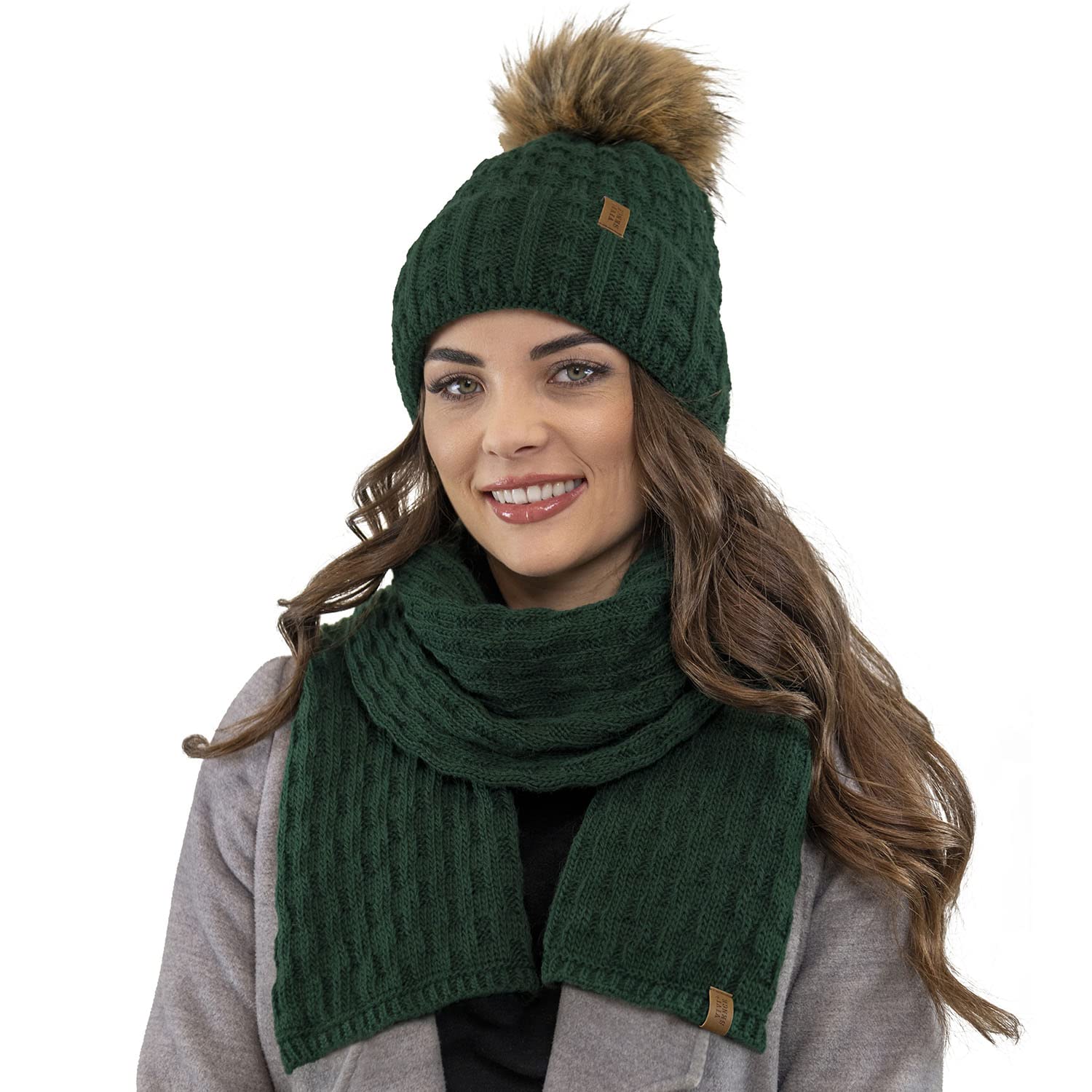 VIVISENCE Femme Bonnet pour L'automne Et l'hiver Doux avec Pompon en Fausse Fourrure Fil Chaleureux Ajustement Parfait Doublure Polaire pour l'hiver Ski Et Activités Extérieures 7015