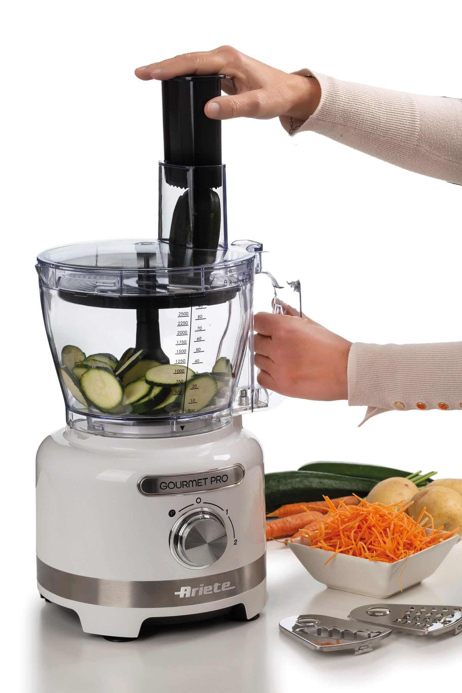Ariete 1782 Gourmet Pro Moderna, robot kuchenny, rozdrabniacz 3 l, 2 prędkości + puls, zestaw ostrzy + tarcza ze stali nierdzewnej, akcesorium do wyciskarki do cytrusów, biały