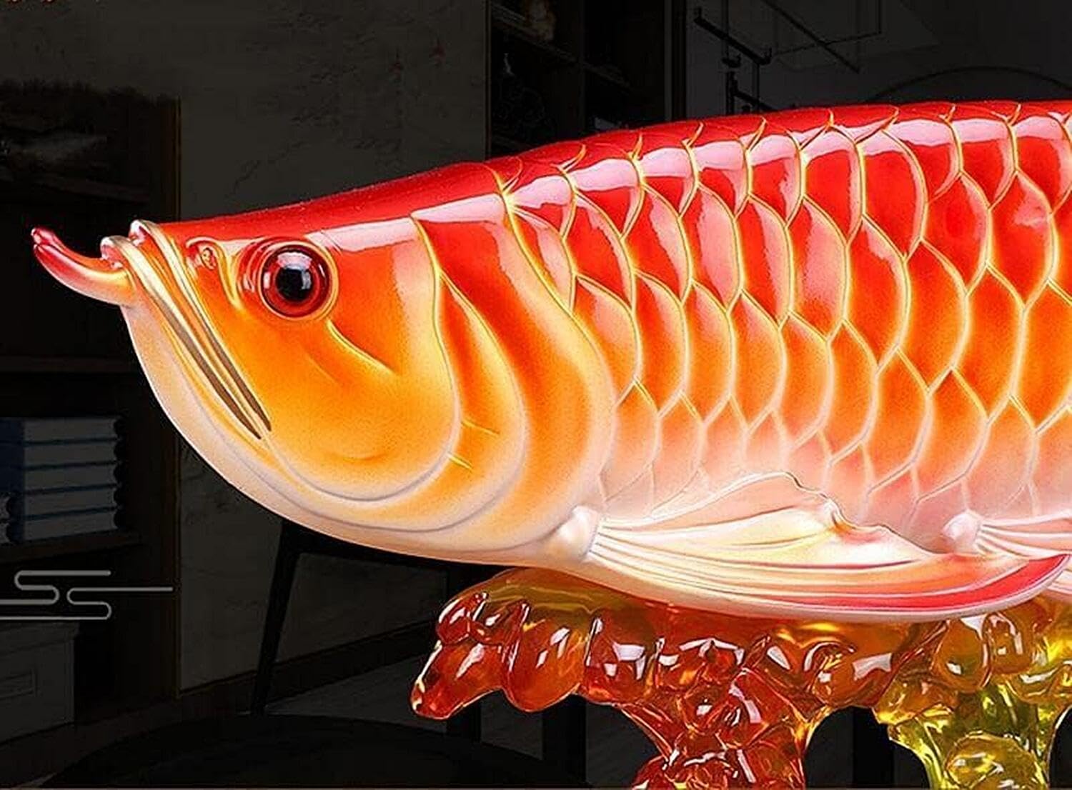 アロワナ（招財金龍魚）の彫刻 赤オレンジ 樹脂製 Amazon.co.jp: RuiWen アロワナ風水置物 招財龍魚 ラッキー
