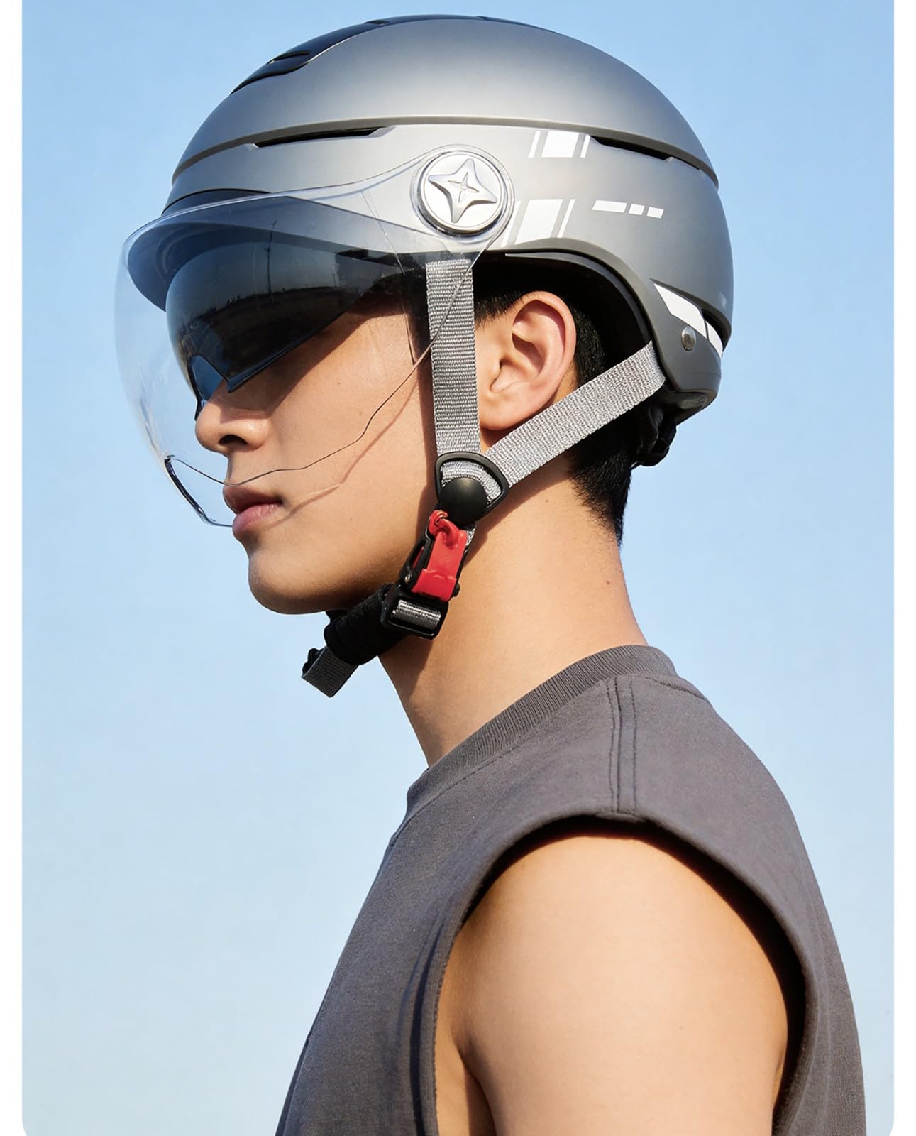 Kask motocyklowy z podwójną wizjerem, homologacja ECE 22.06, pasuje do cruiserów, skuterów i motorowerów, lekka wentylacja, unisex
