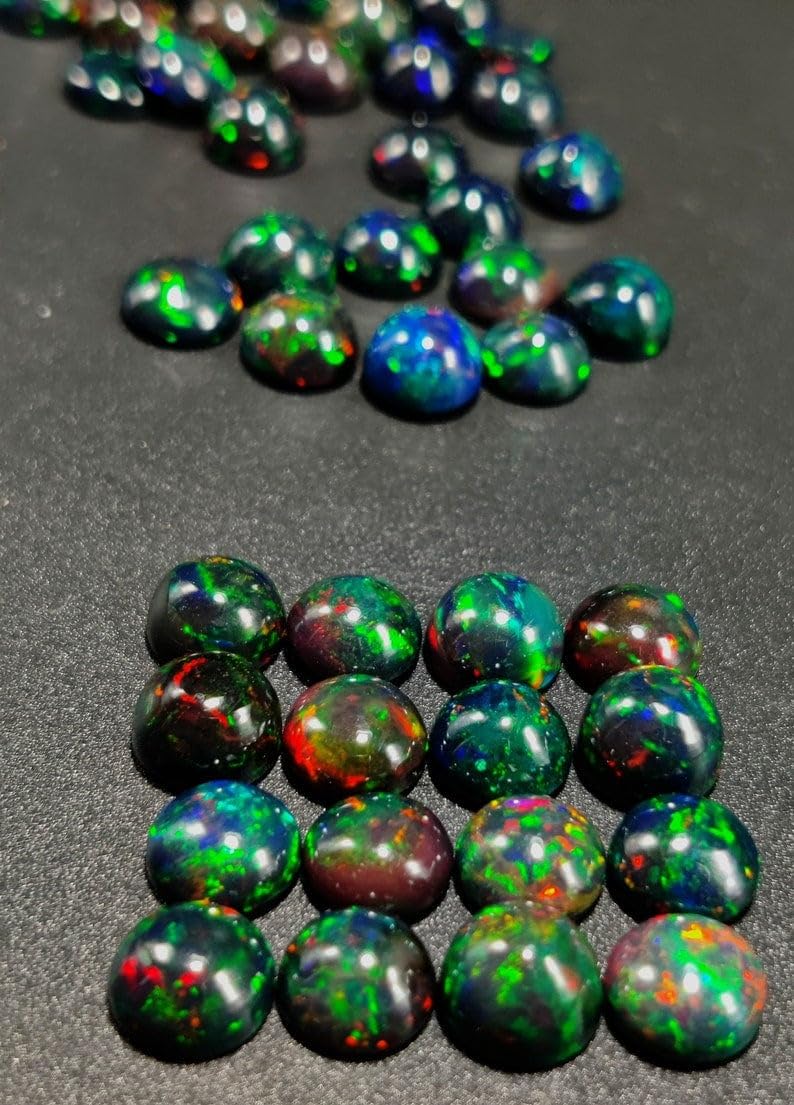 Opale éthiopienne noire 6 x 6 mm, 5 cabochons de qualité AAA opale noire, 5 cabochons ronds opales éthiopiennes, 5 cabochons ronds opales naturelles, opale multi fire opale pour la fabrication de
