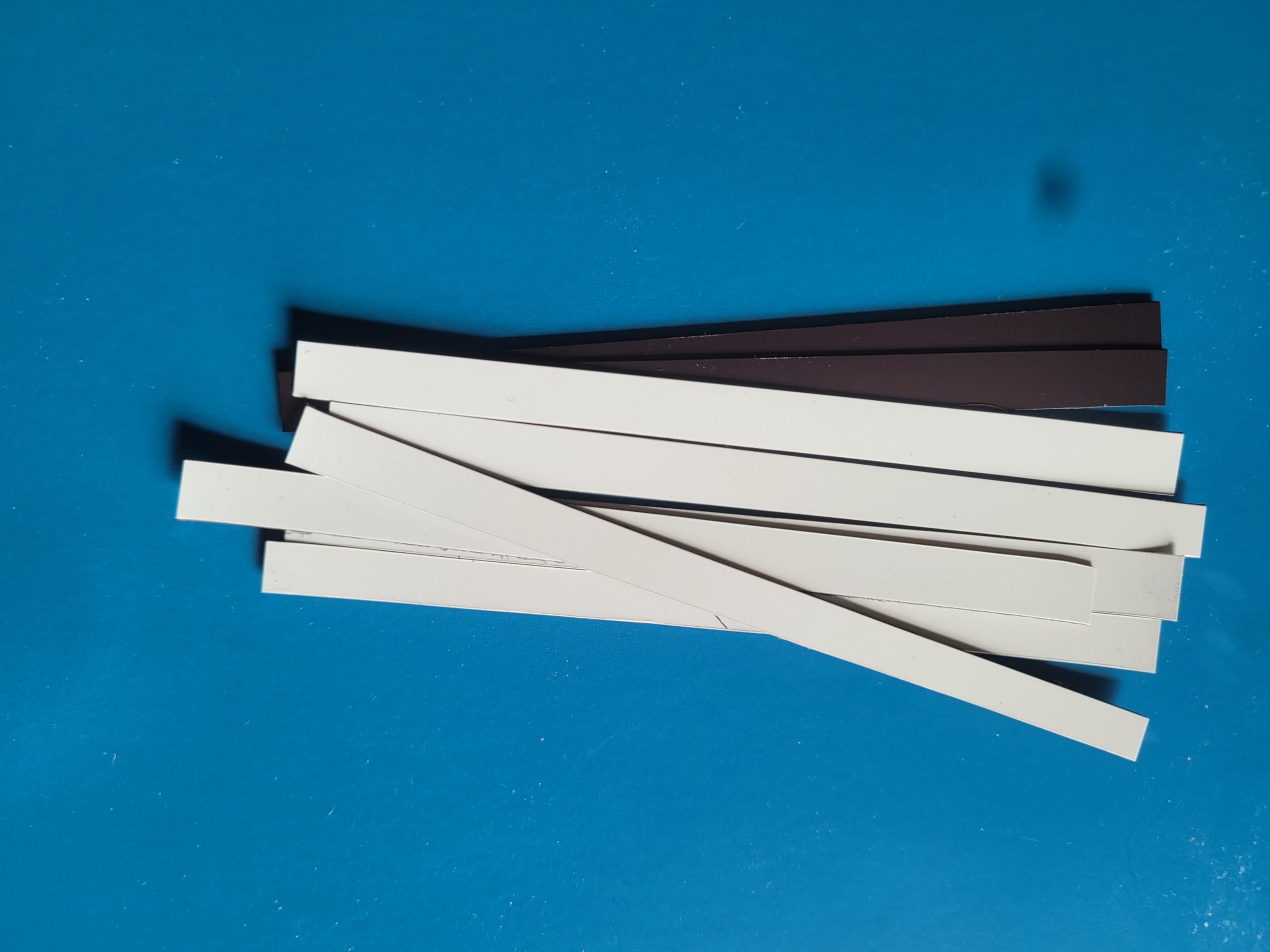 100 Pack of Hinge shims