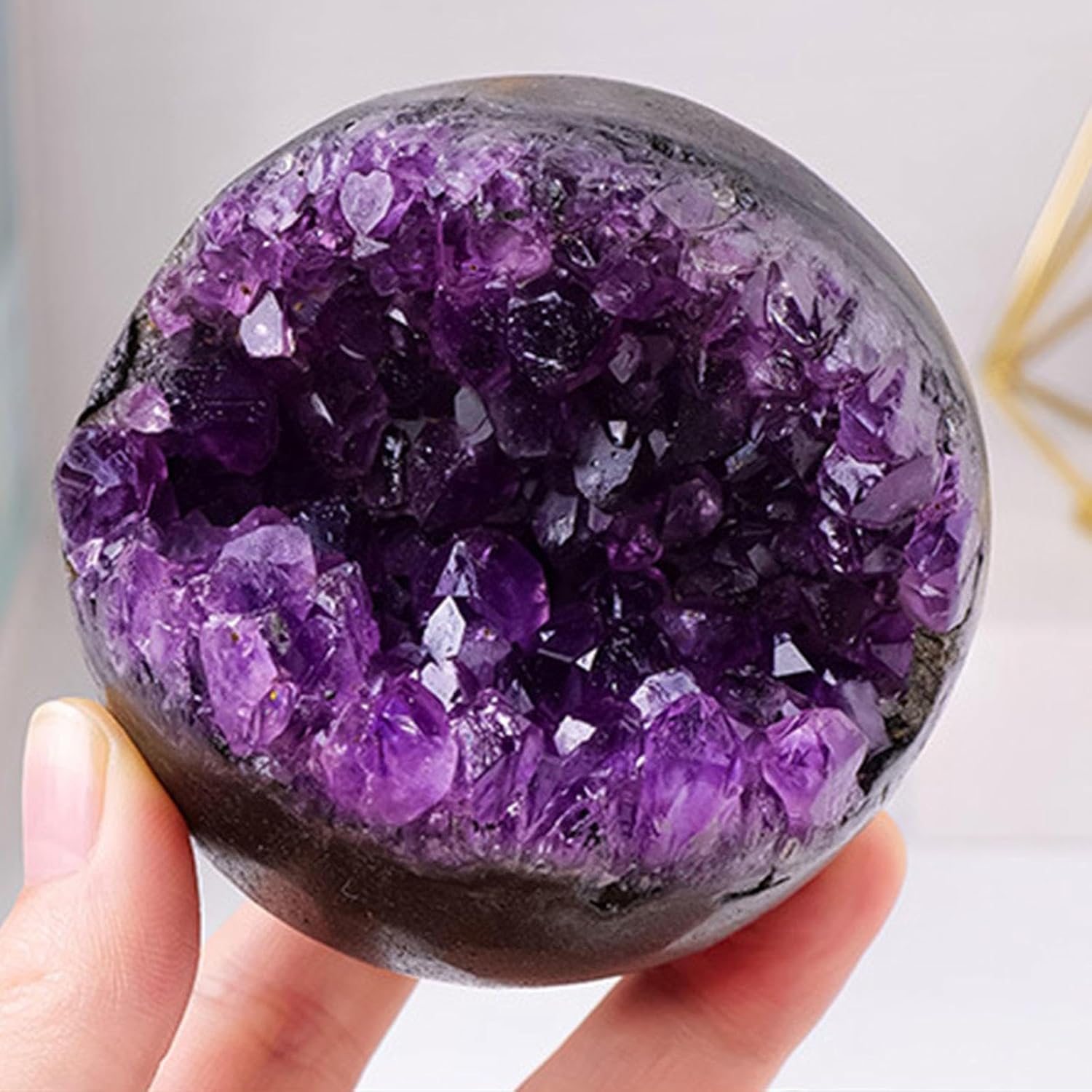 Crystal Ball Amethyst Cluster, Smiling Amethyst Raw Stone Amethyst Geode Cornucopia Money Bag Home Decoration Ornaments for Divination Decoration,A-5-5.5cm
