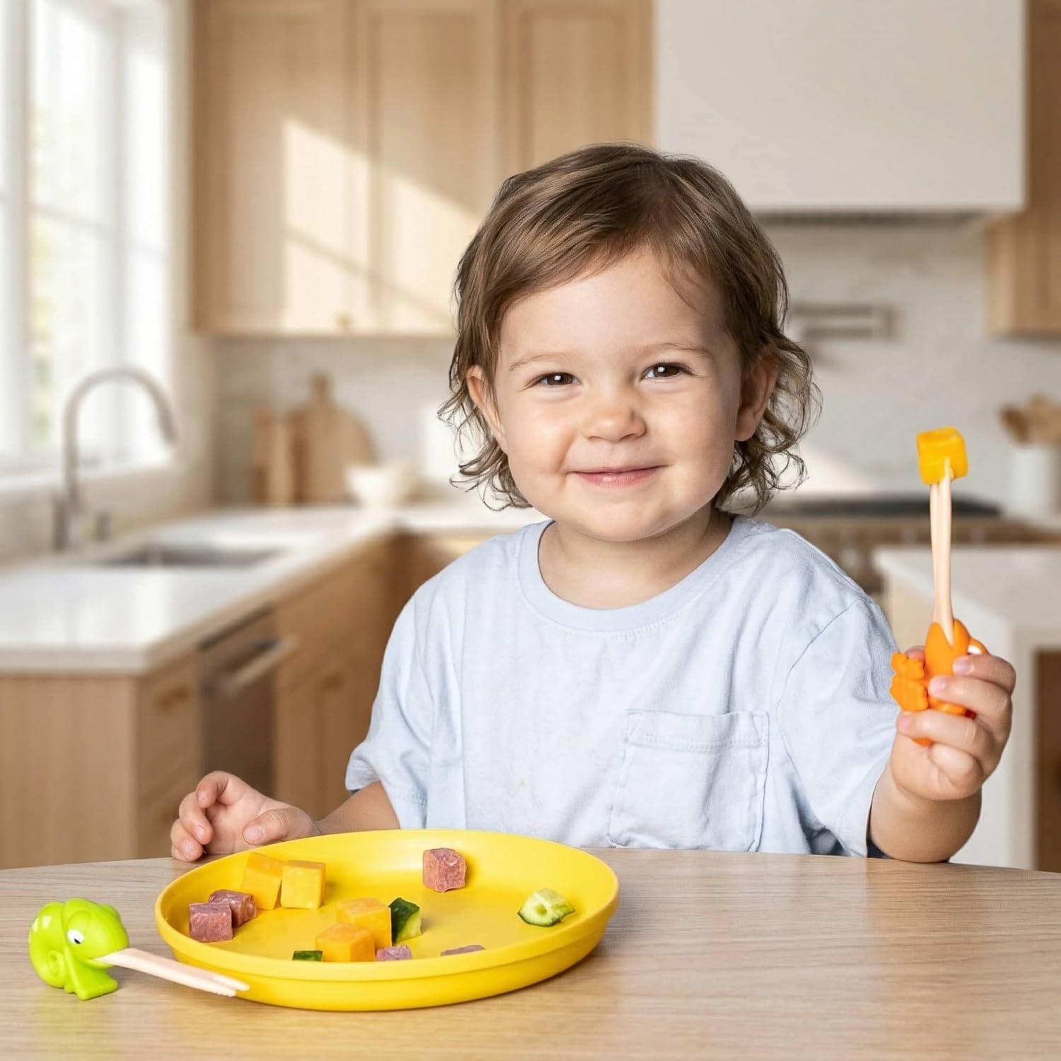 Food Picks for Kids – Kids Food Picks for Lunchbox, Self Feeding Utensils for Picky Eaters, Feeding Therapy Tools, BPA Free, Animal Design (3-Pack)