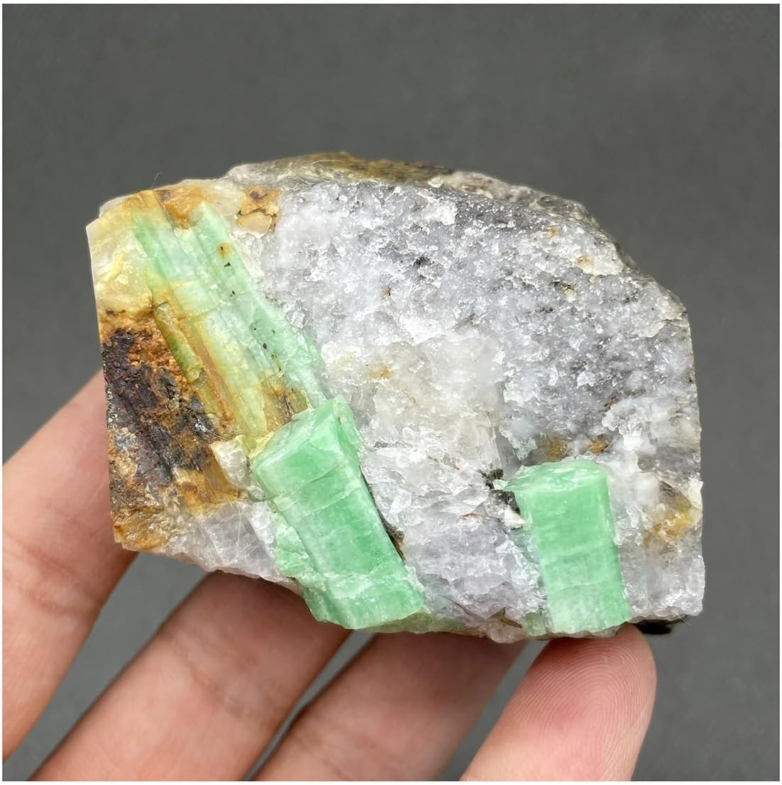 Crystal Stone Home Decor Natural Emerald Mineral Specimen Quartz Crystals